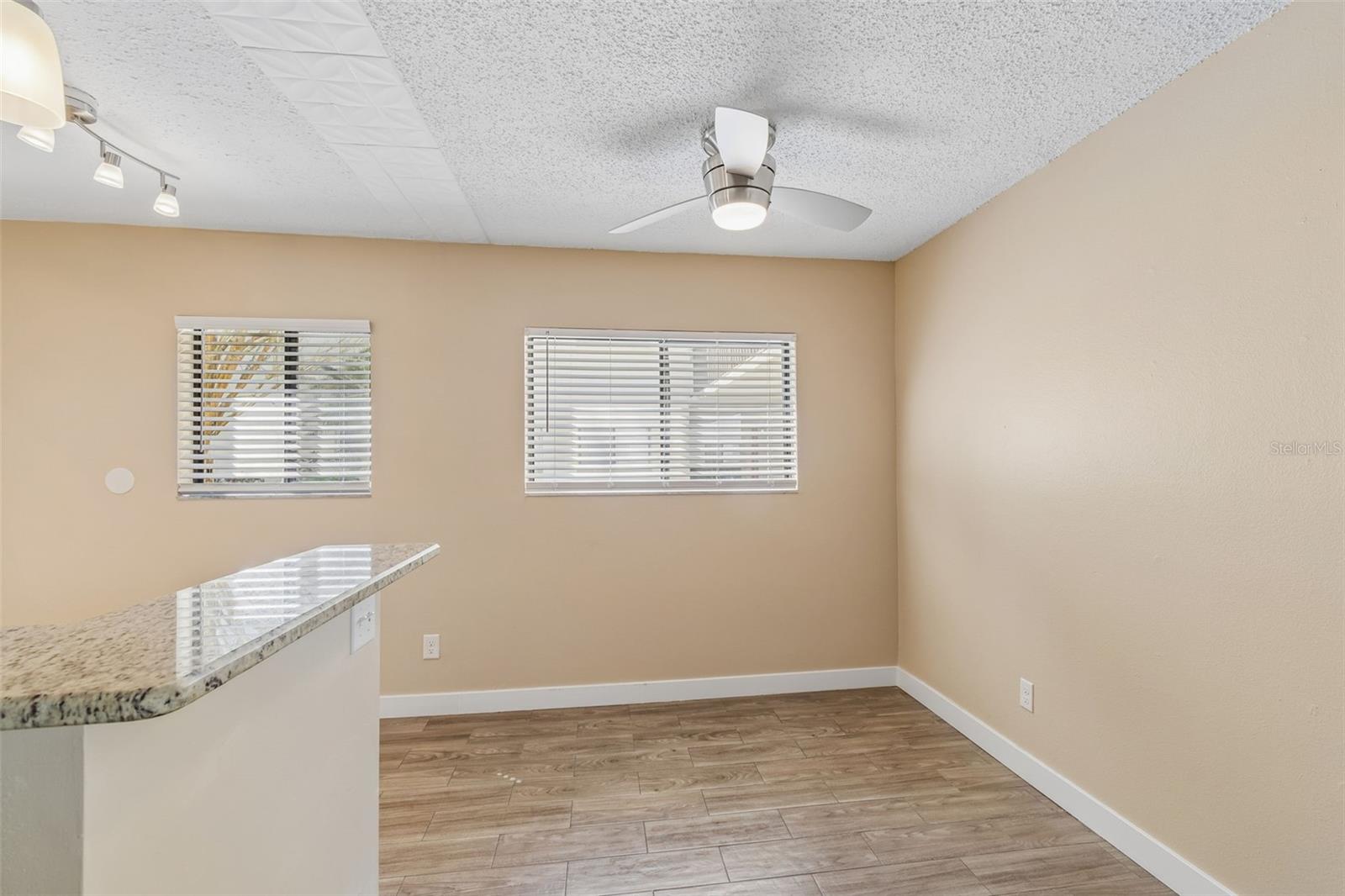 3300 FOX CHASE CIR N #202, PALM HARBOR, FL, 34683