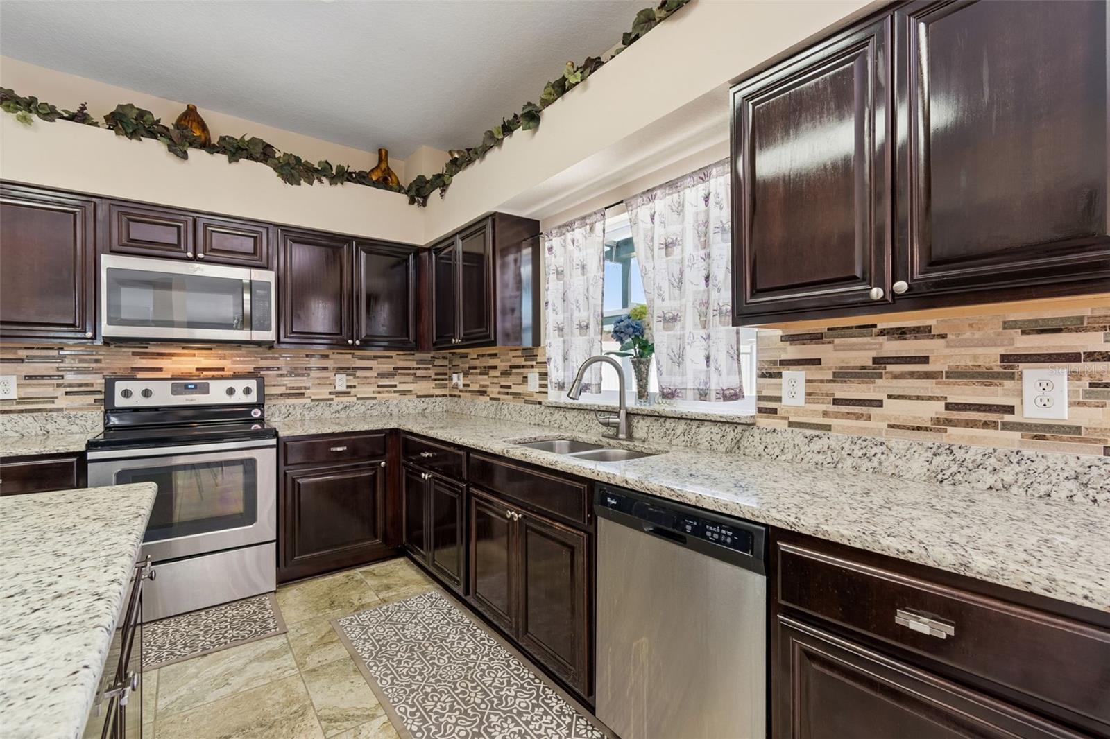 15911 MUIRFIELD DR, ODESSA, FL, 33556