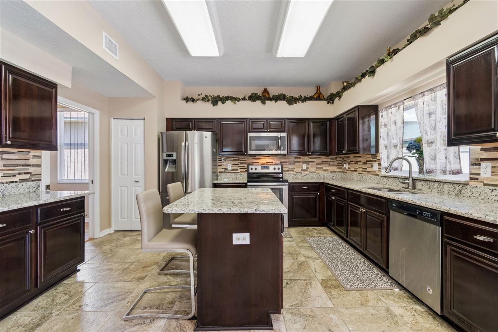 15911 MUIRFIELD DR, ODESSA, FL, 33556