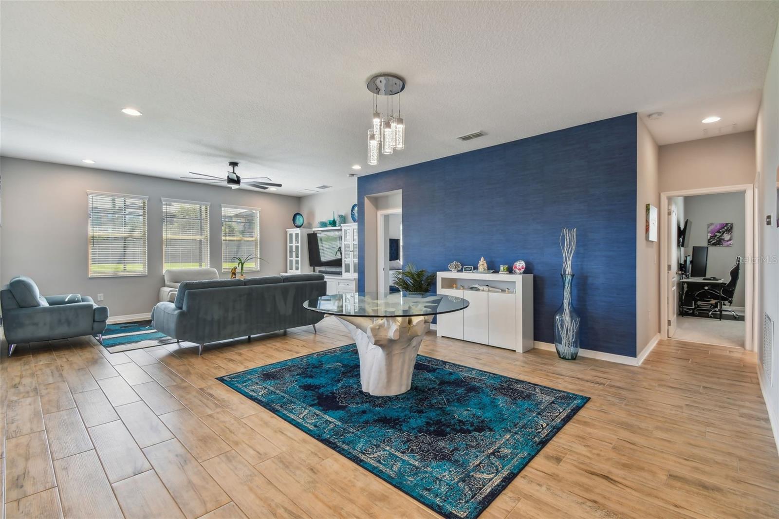 2433 SANTA VISTA LOOP, APOPKA, FL, 32703