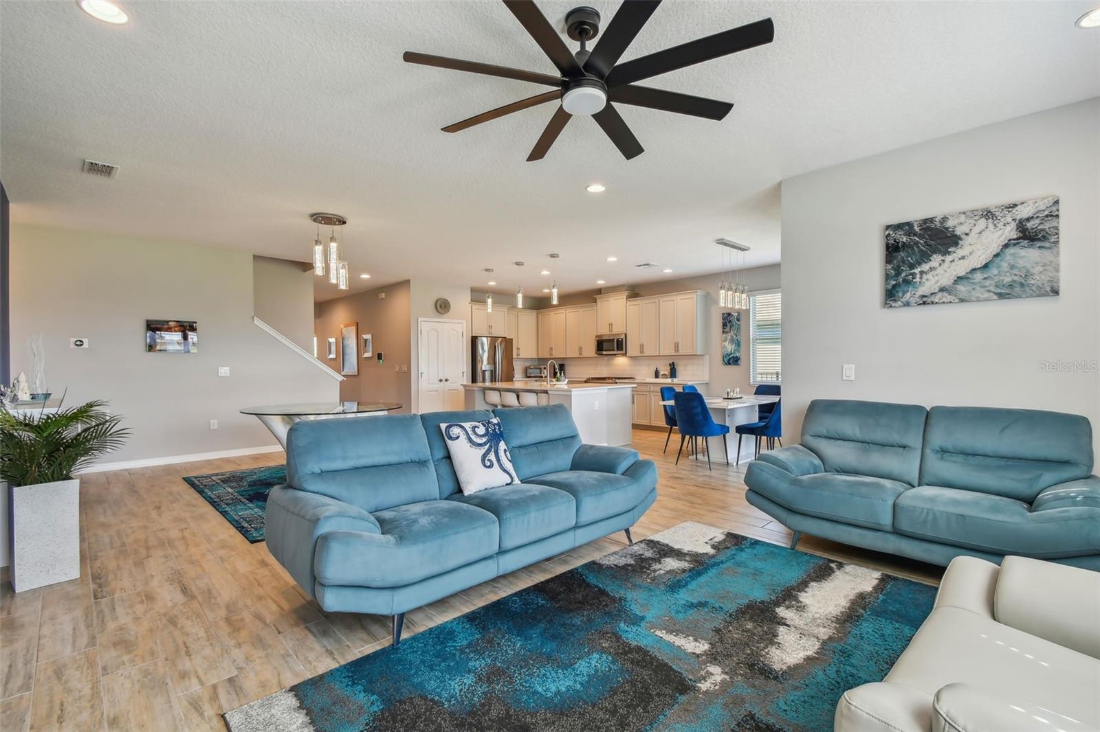 2433 SANTA VISTA LOOP, APOPKA, FL, 32703