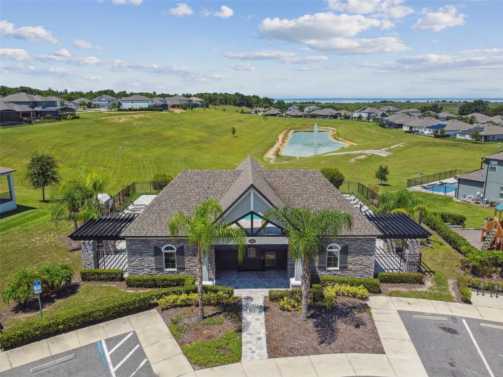 2433 SANTA VISTA LOOP, APOPKA, FL, 32703