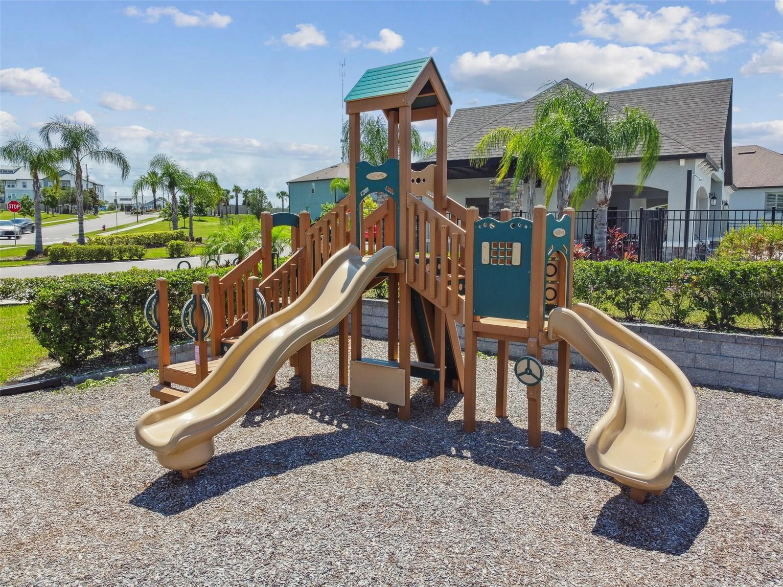 2433 SANTA VISTA LOOP, APOPKA, FL, 32703