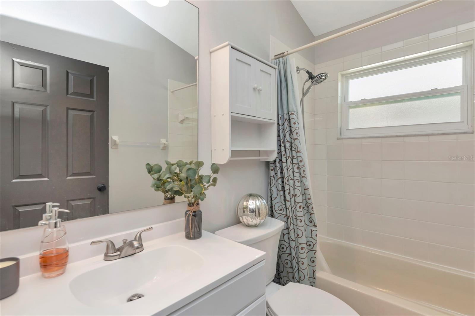 12012 NORTHUMBERLAND DR, TAMPA, FL, 33626