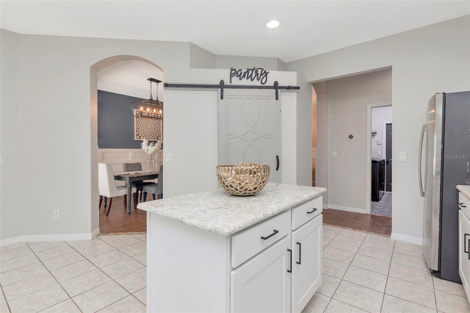 12012 NORTHUMBERLAND DR, TAMPA, FL, 33626