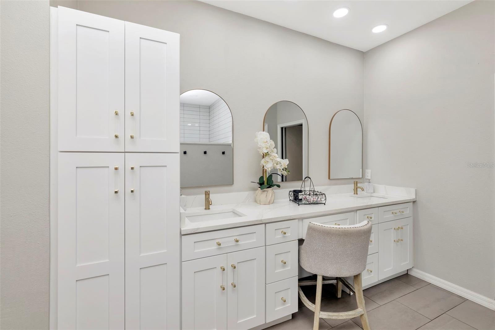 12012 NORTHUMBERLAND DR, TAMPA, FL, 33626