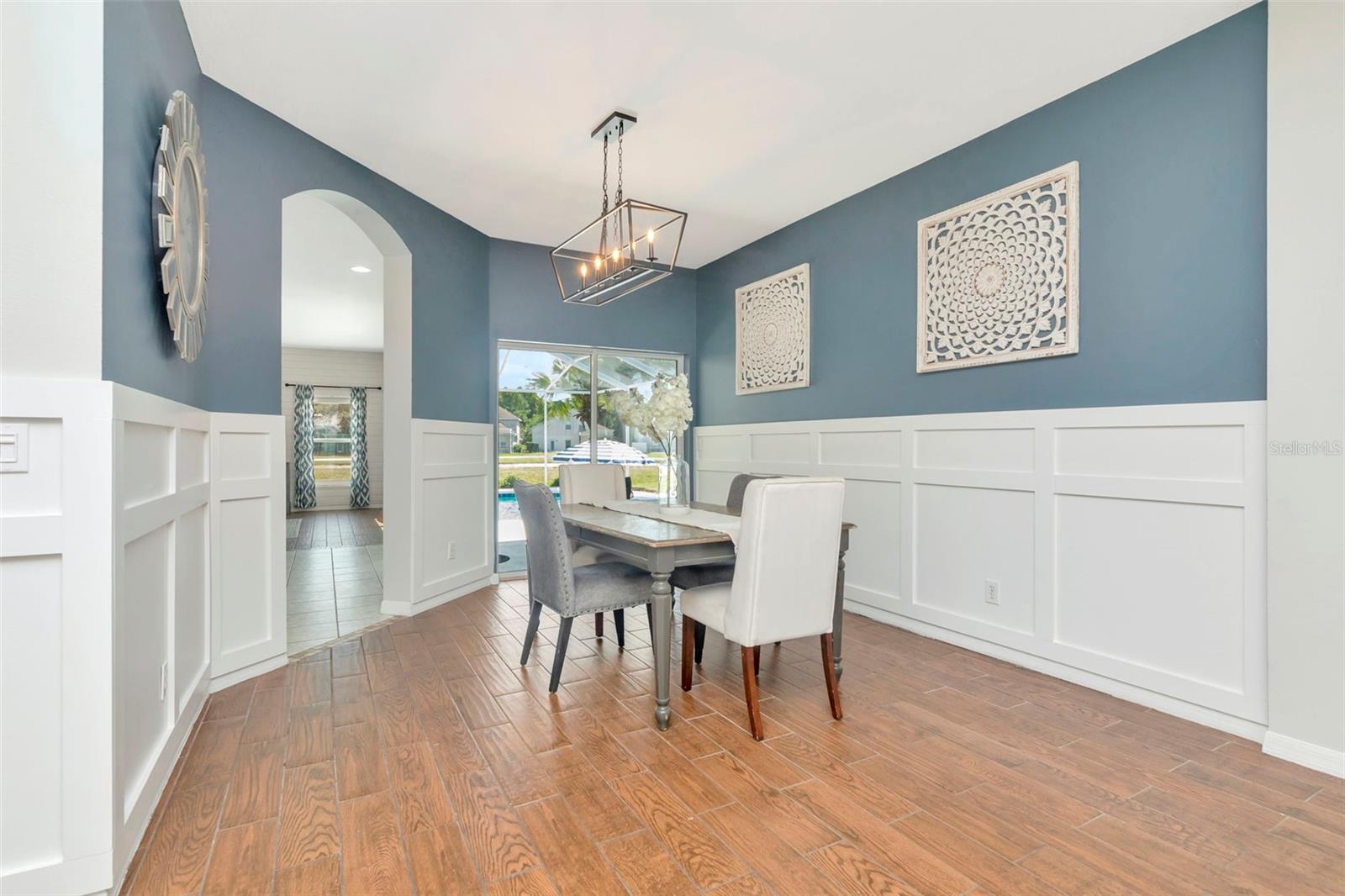 12012 NORTHUMBERLAND DR, TAMPA, FL, 33626