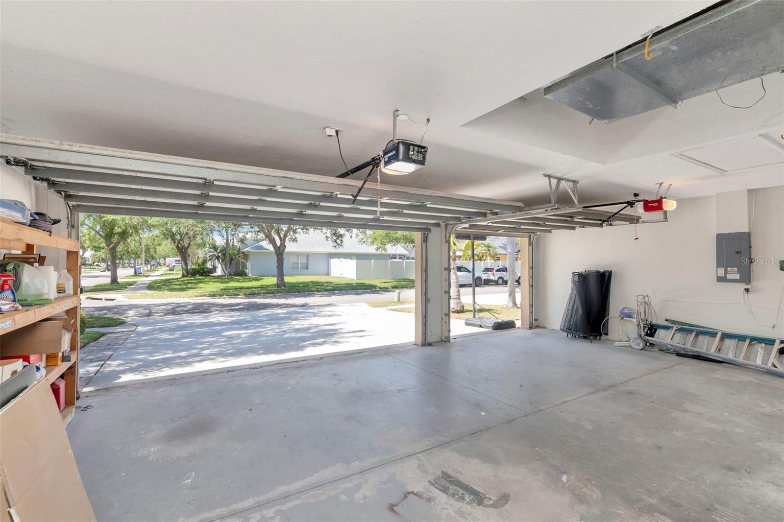 12012 NORTHUMBERLAND DR, TAMPA, FL, 33626