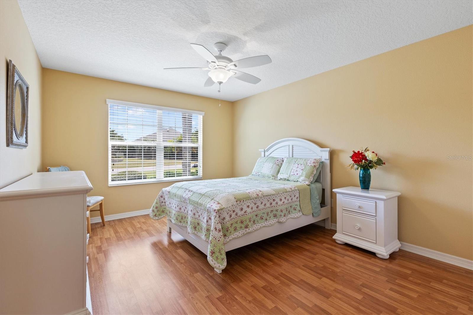 2332 GRENADIER WAY, THE VILLAGES, FL, 32162