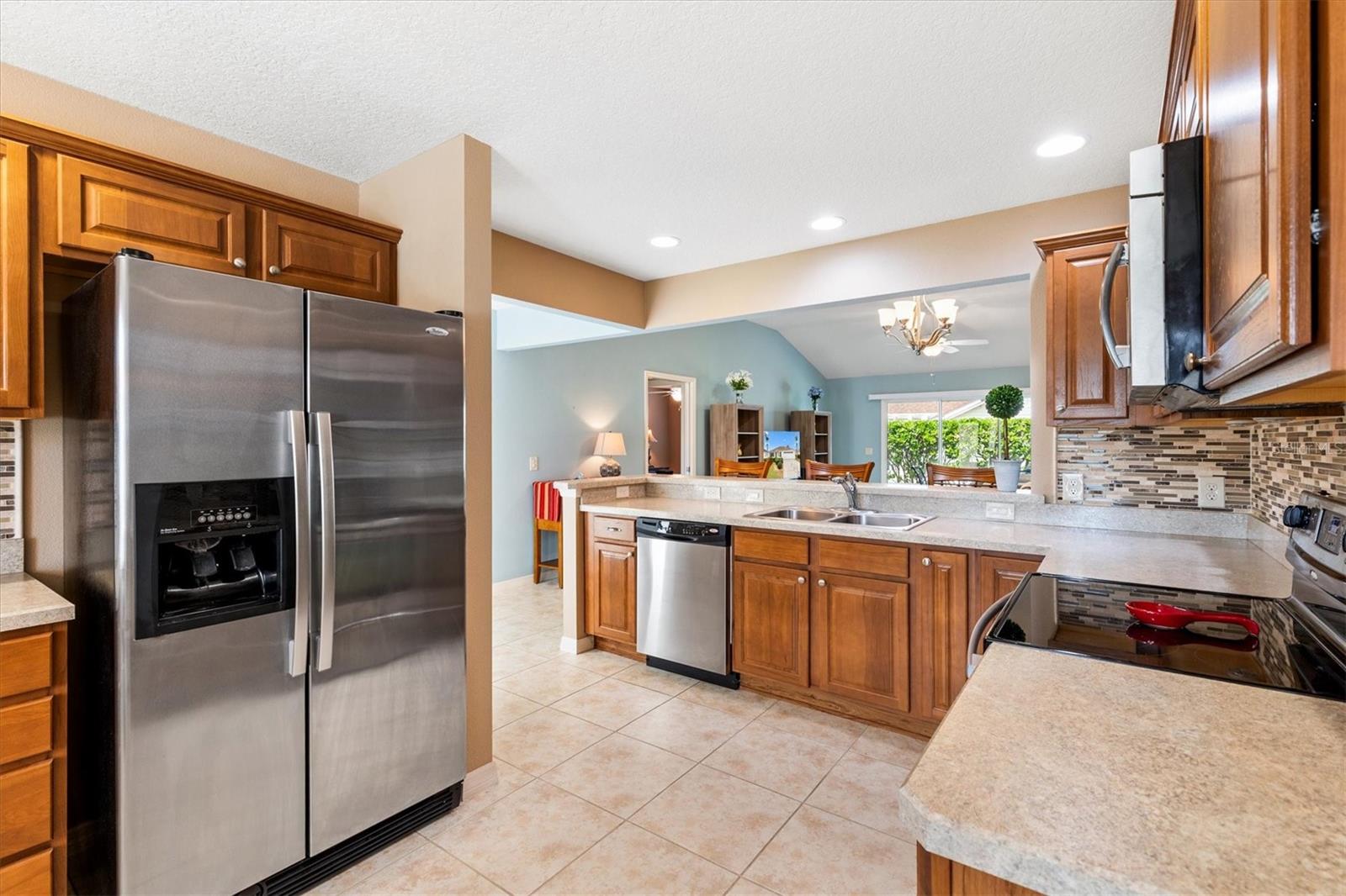 2332 GRENADIER WAY, THE VILLAGES, FL, 32162