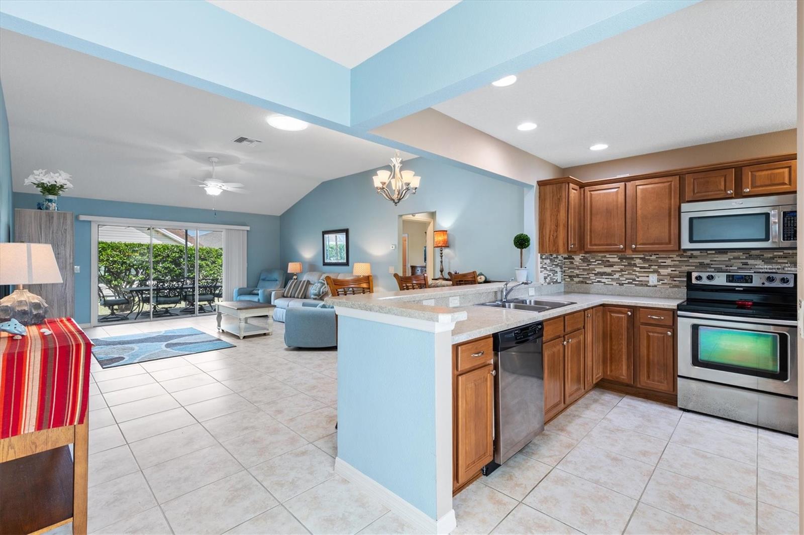 2332 GRENADIER WAY, THE VILLAGES, FL, 32162