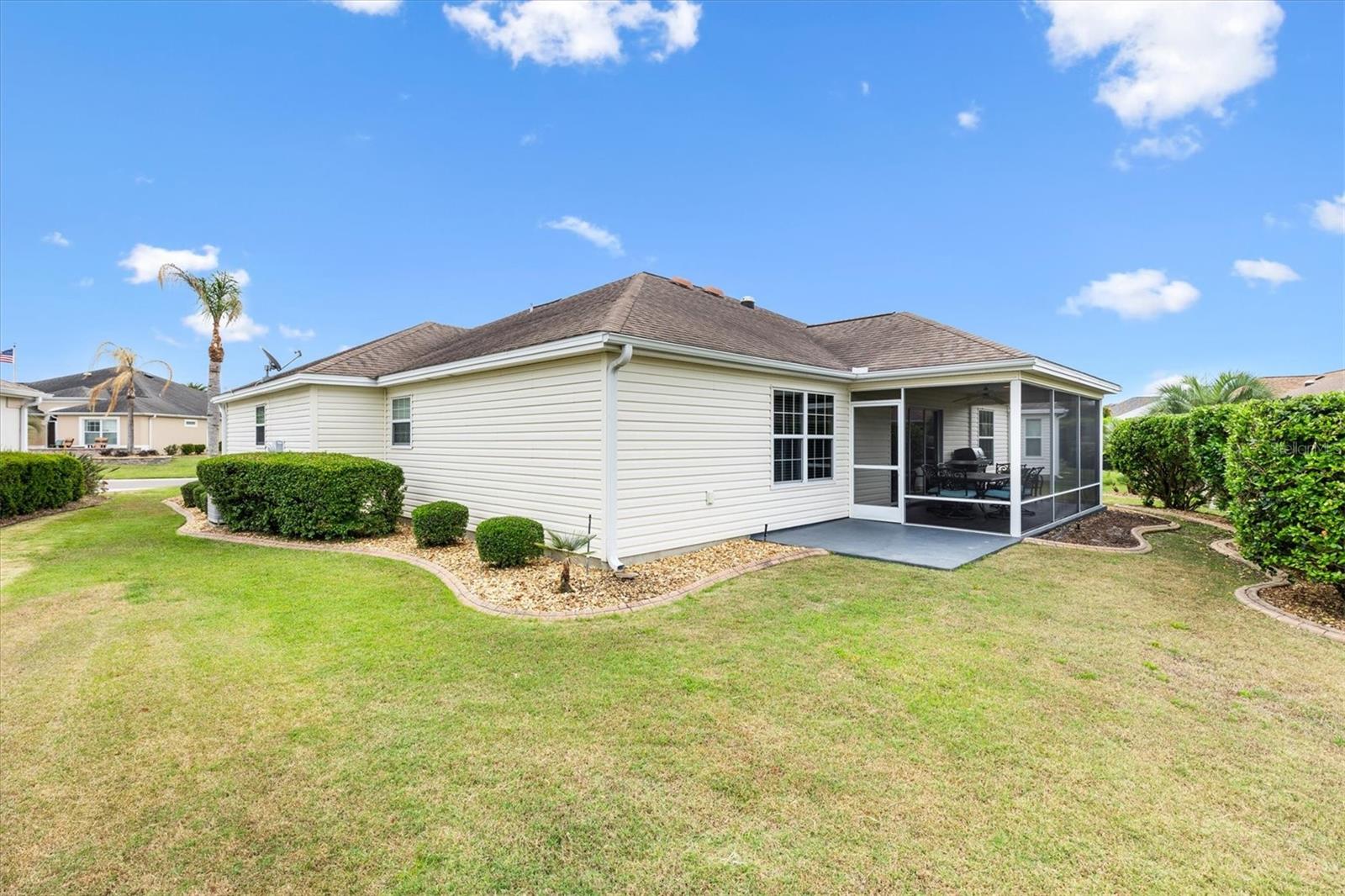 2332 GRENADIER WAY, THE VILLAGES, FL, 32162