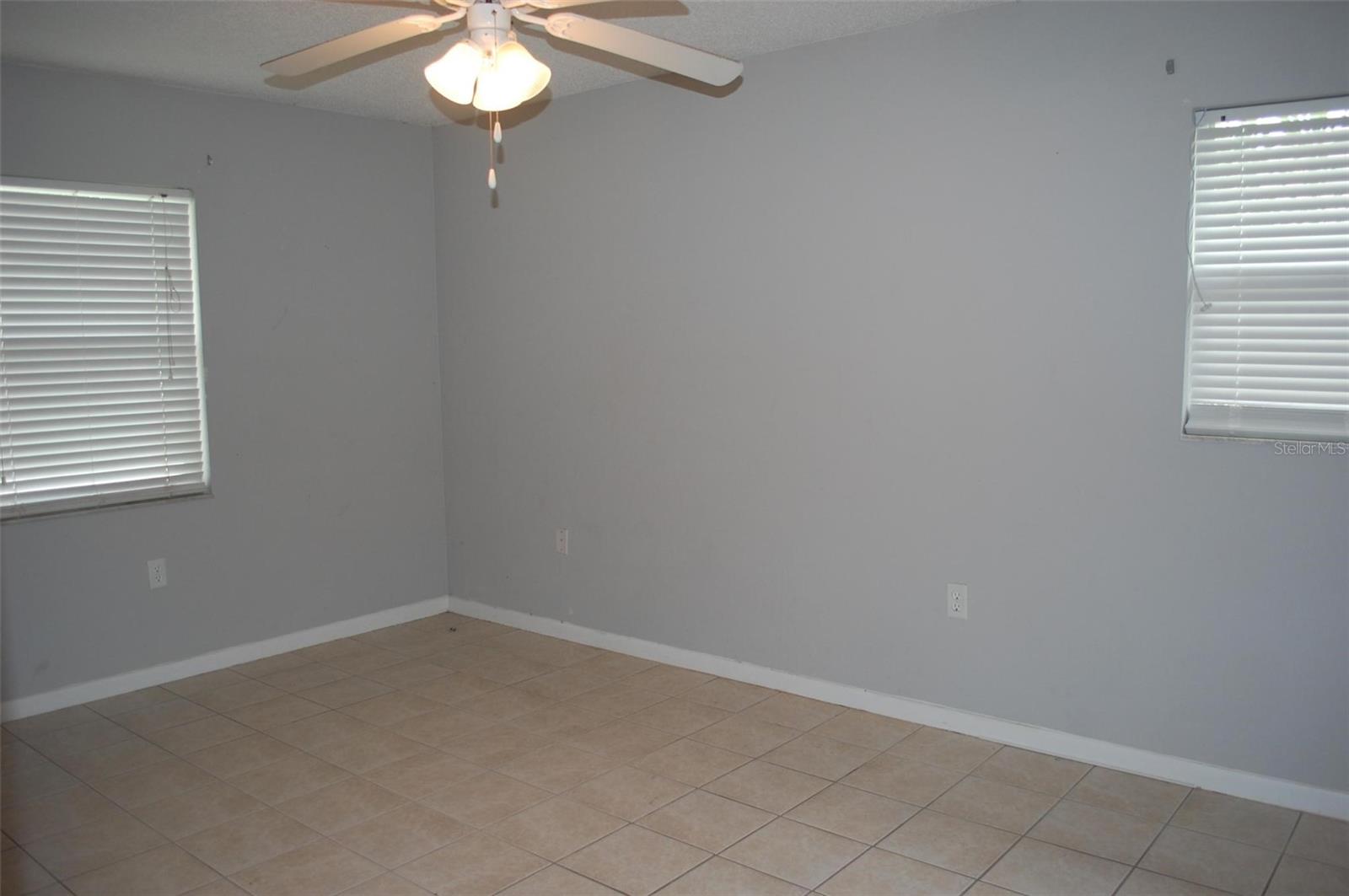 2887 N BERMUDA AVE, APOPKA, FL, 32703