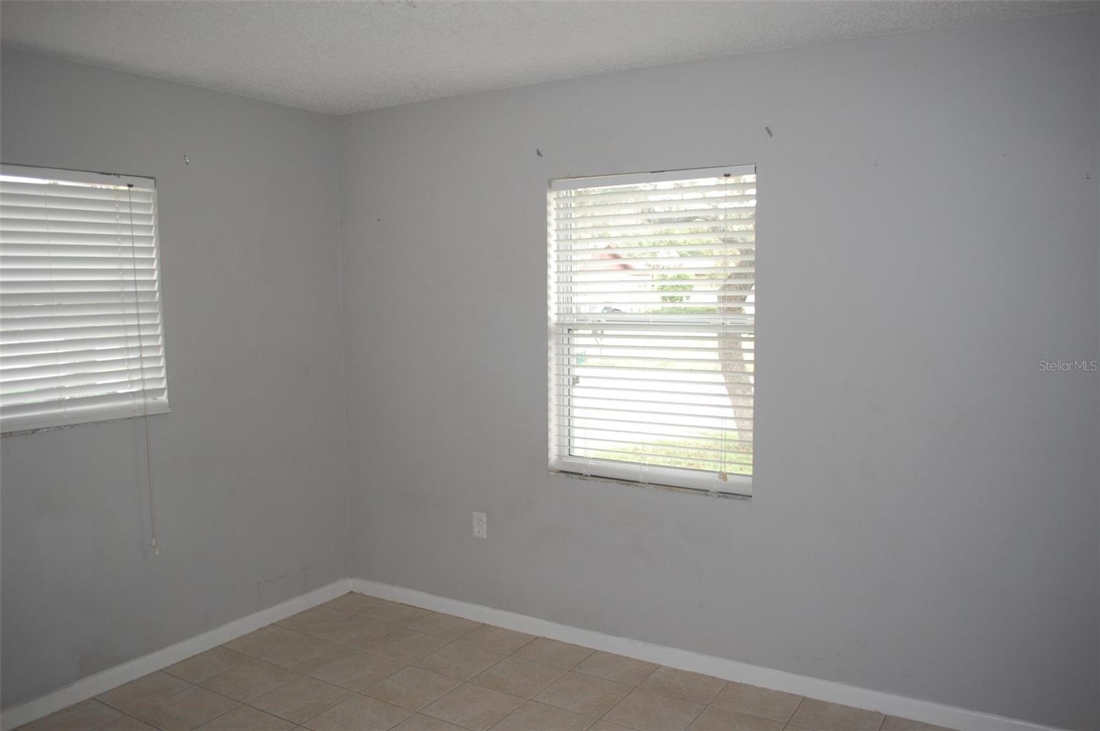 2887 N BERMUDA AVE, APOPKA, FL, 32703