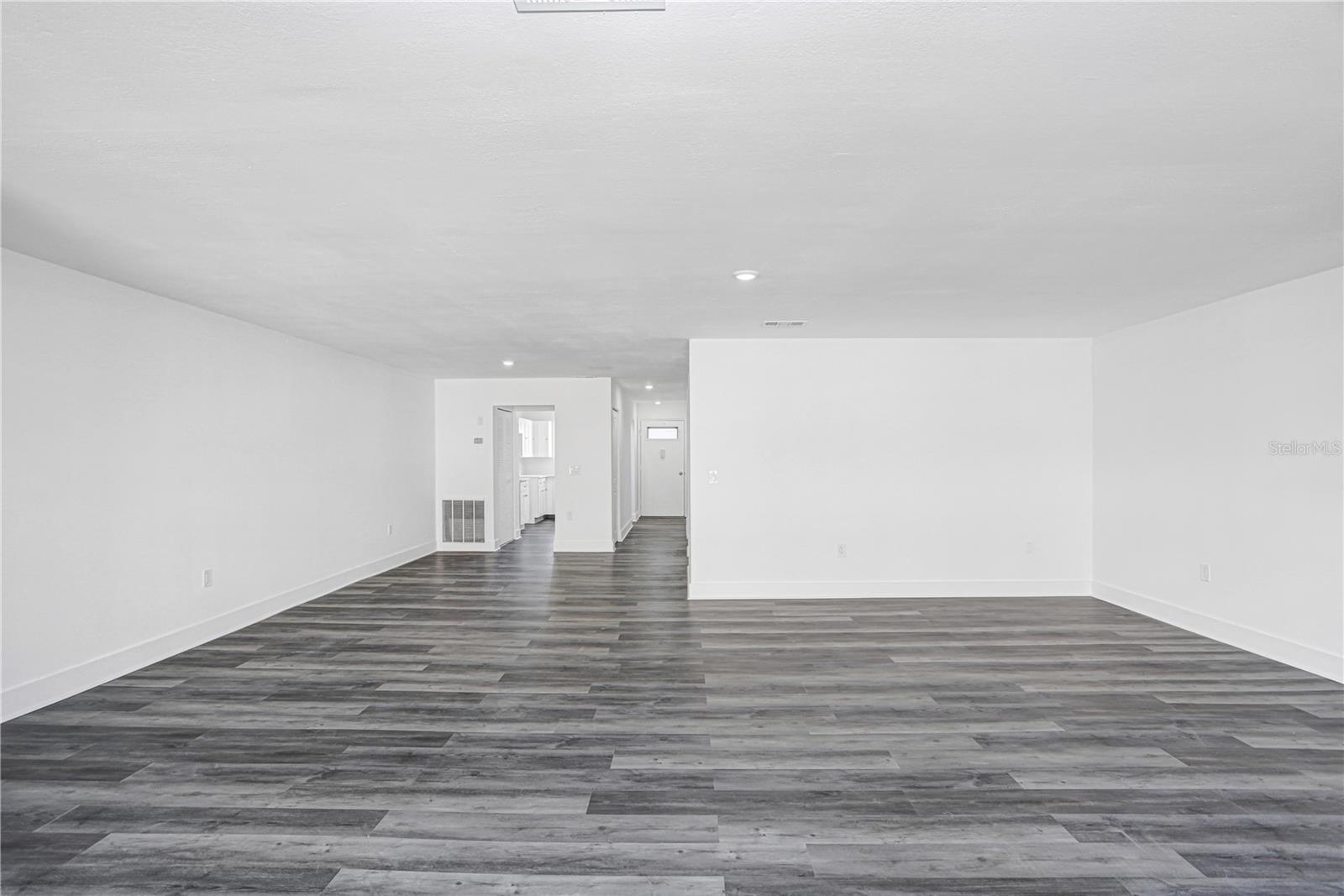 5603 80TH ST N #303, ST PETERSBURG, FL, 33709