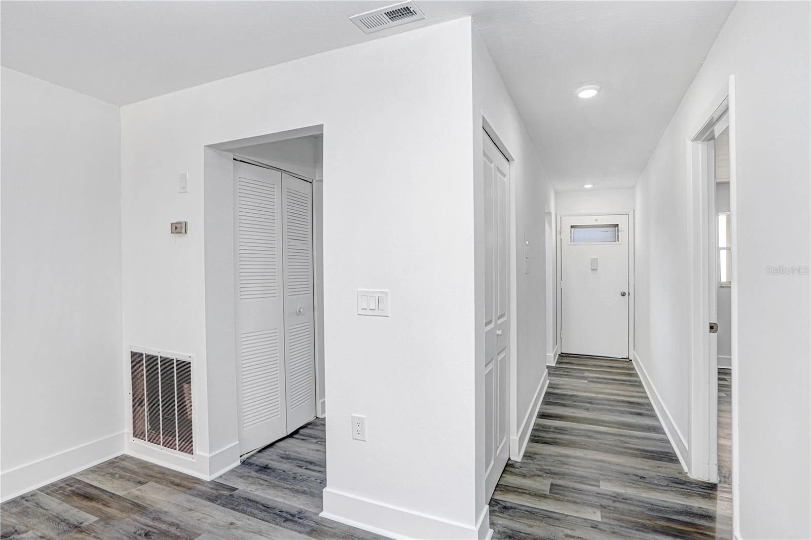 5603 80TH ST N #303, ST PETERSBURG, FL, 33709