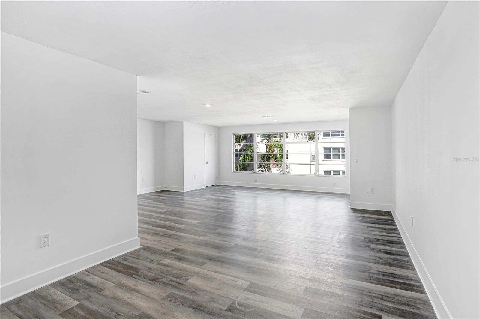 5603 80TH ST N #303, ST PETERSBURG, FL, 33709