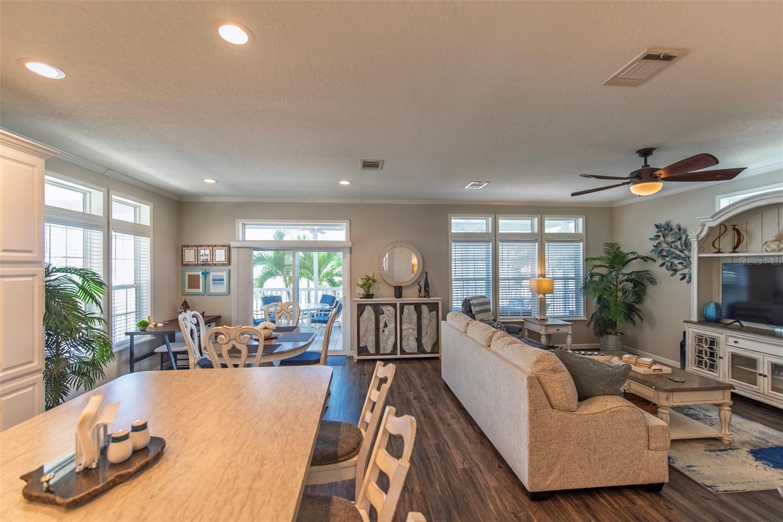 9 FREEMAN AVE, PUNTA GORDA, FL, 33950