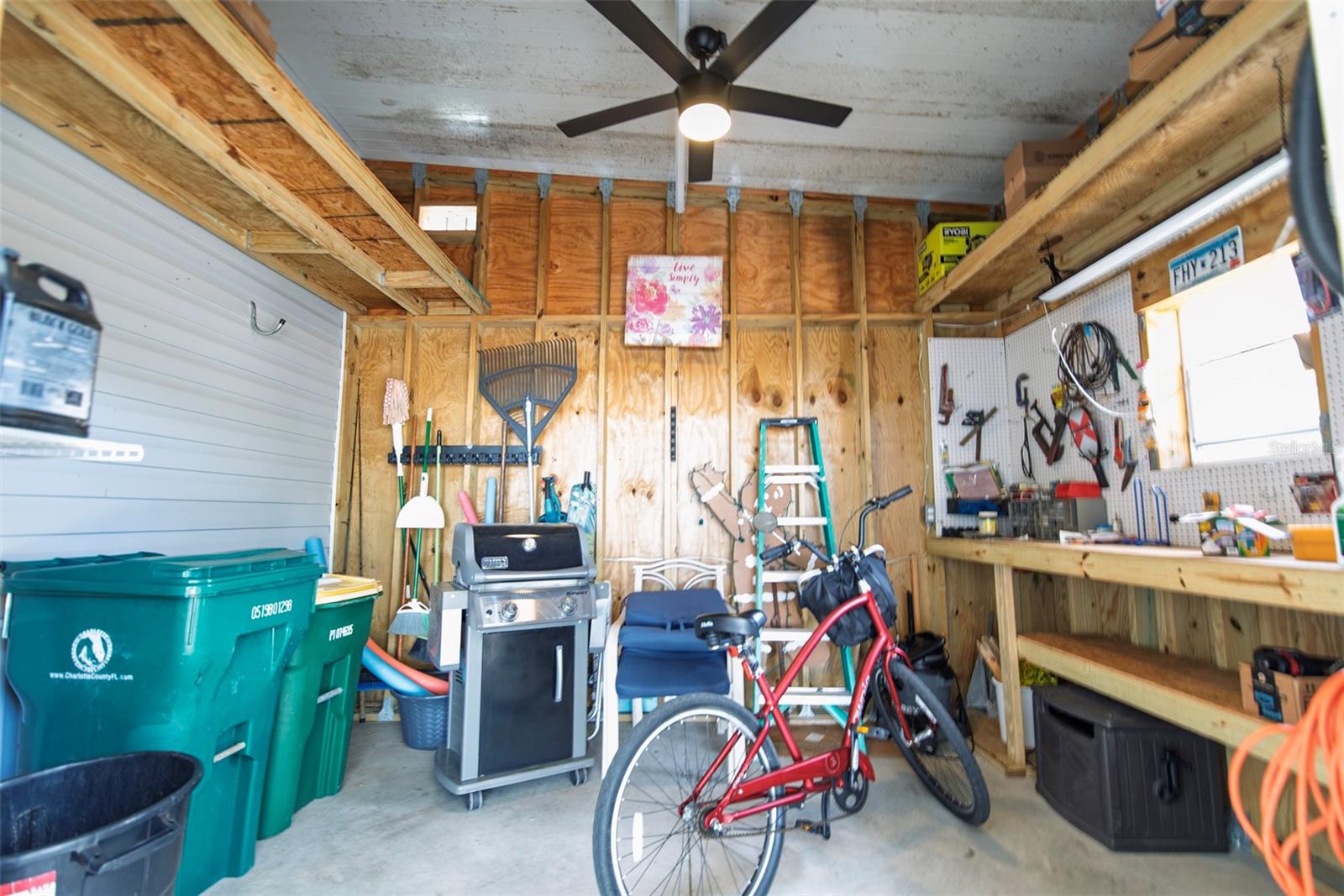 9 FREEMAN AVE, PUNTA GORDA, FL, 33950