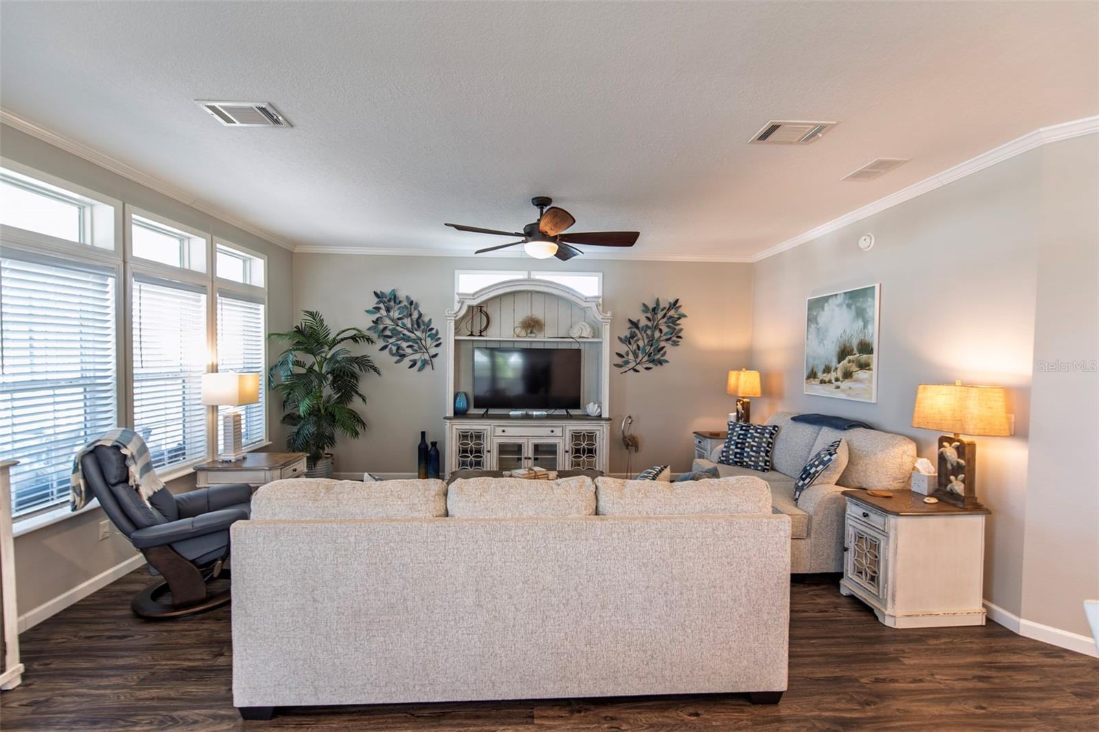 9 FREEMAN AVE, PUNTA GORDA, FL, 33950