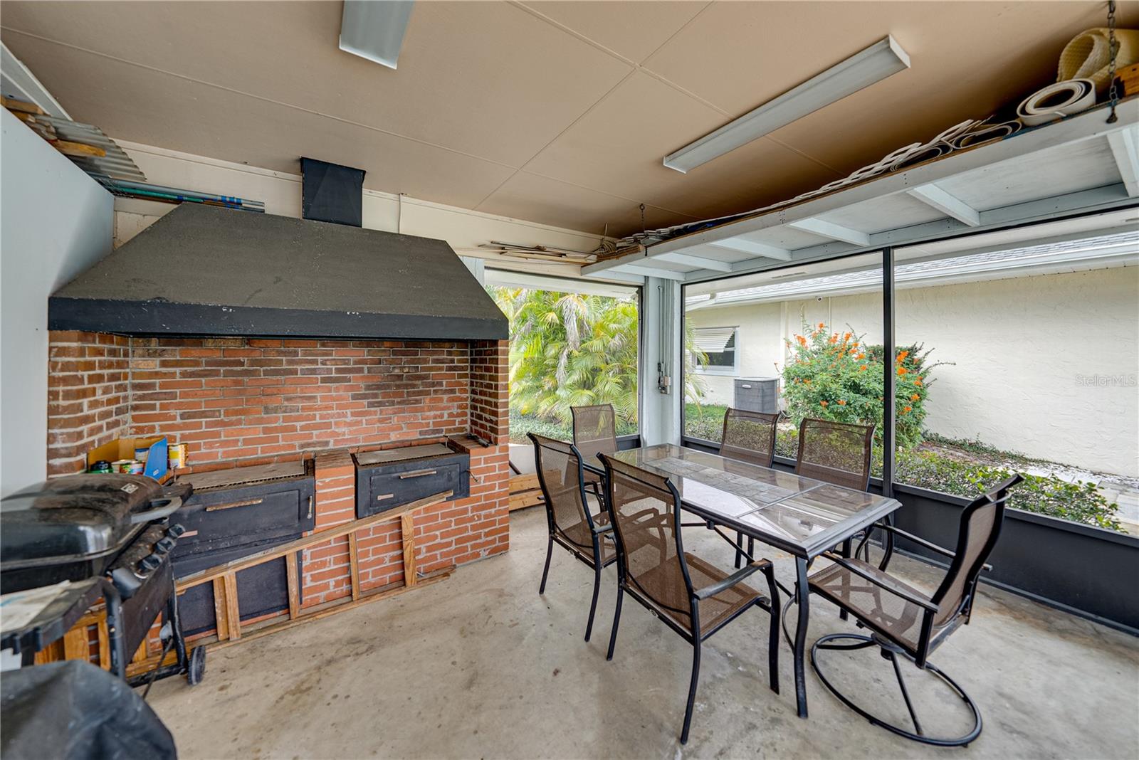 6114 GRAND OAKS DR SE, WINTER HAVEN, FL, 33884