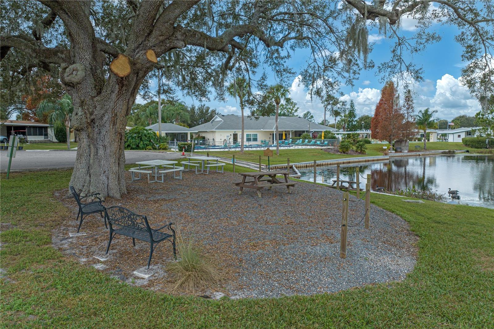 6114 GRAND OAKS DR SE, WINTER HAVEN, FL, 33884