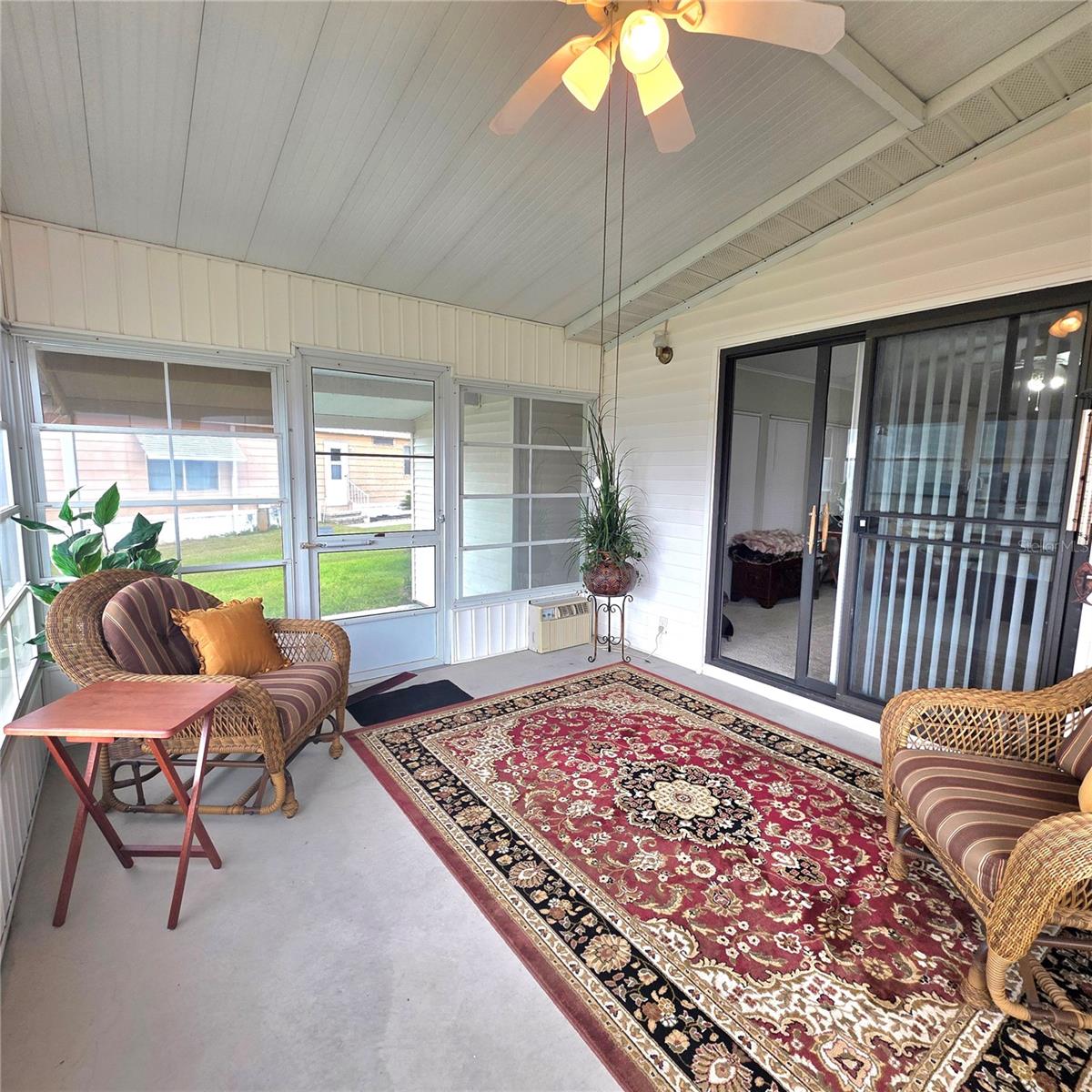 6114 GRAND OAKS DR SE, WINTER HAVEN, FL, 33884