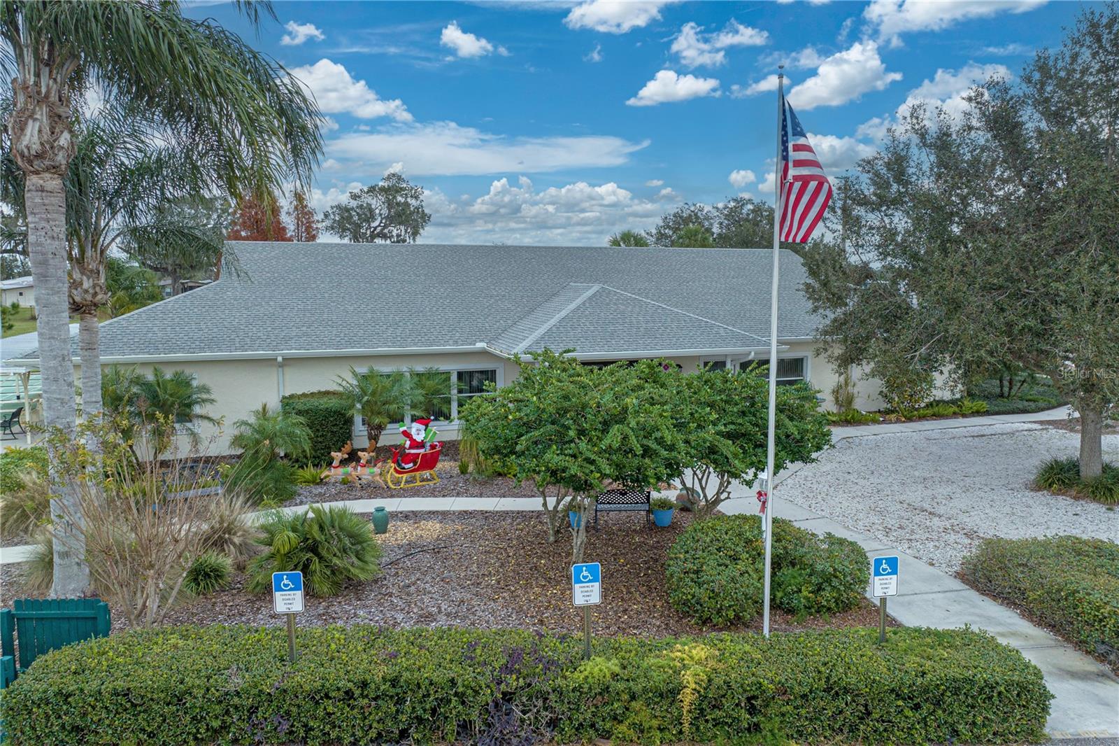 6114 GRAND OAKS DR SE, WINTER HAVEN, FL, 33884