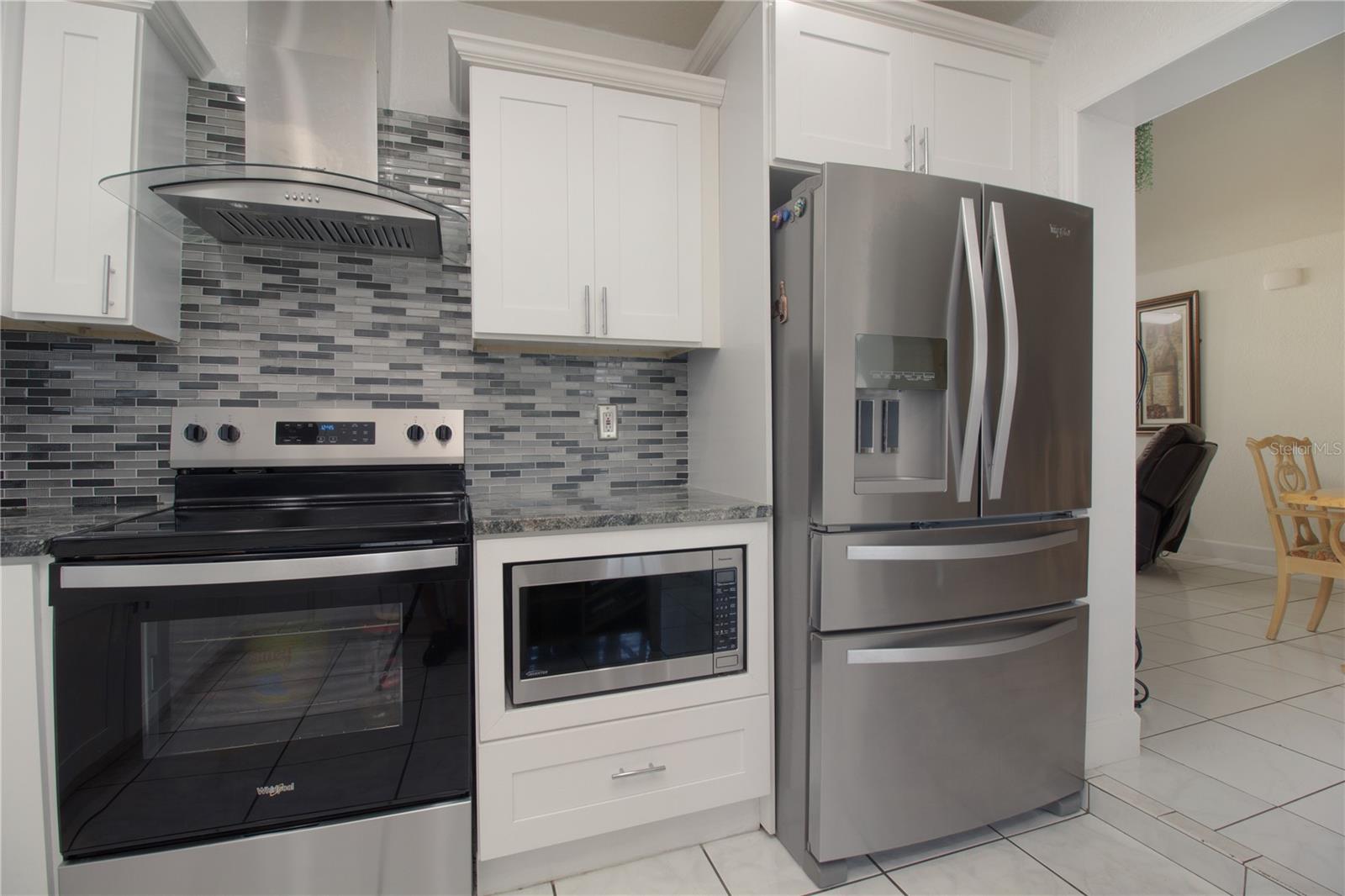 6914 N HIMES AVE, TAMPA, FL, 33614