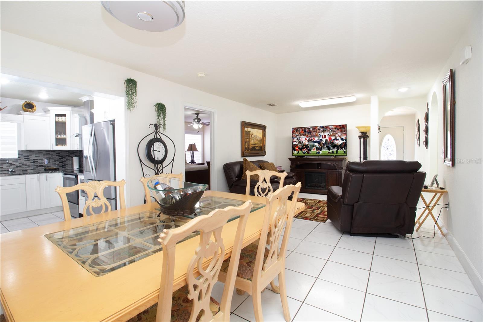 6914 N HIMES AVE, TAMPA, FL, 33614