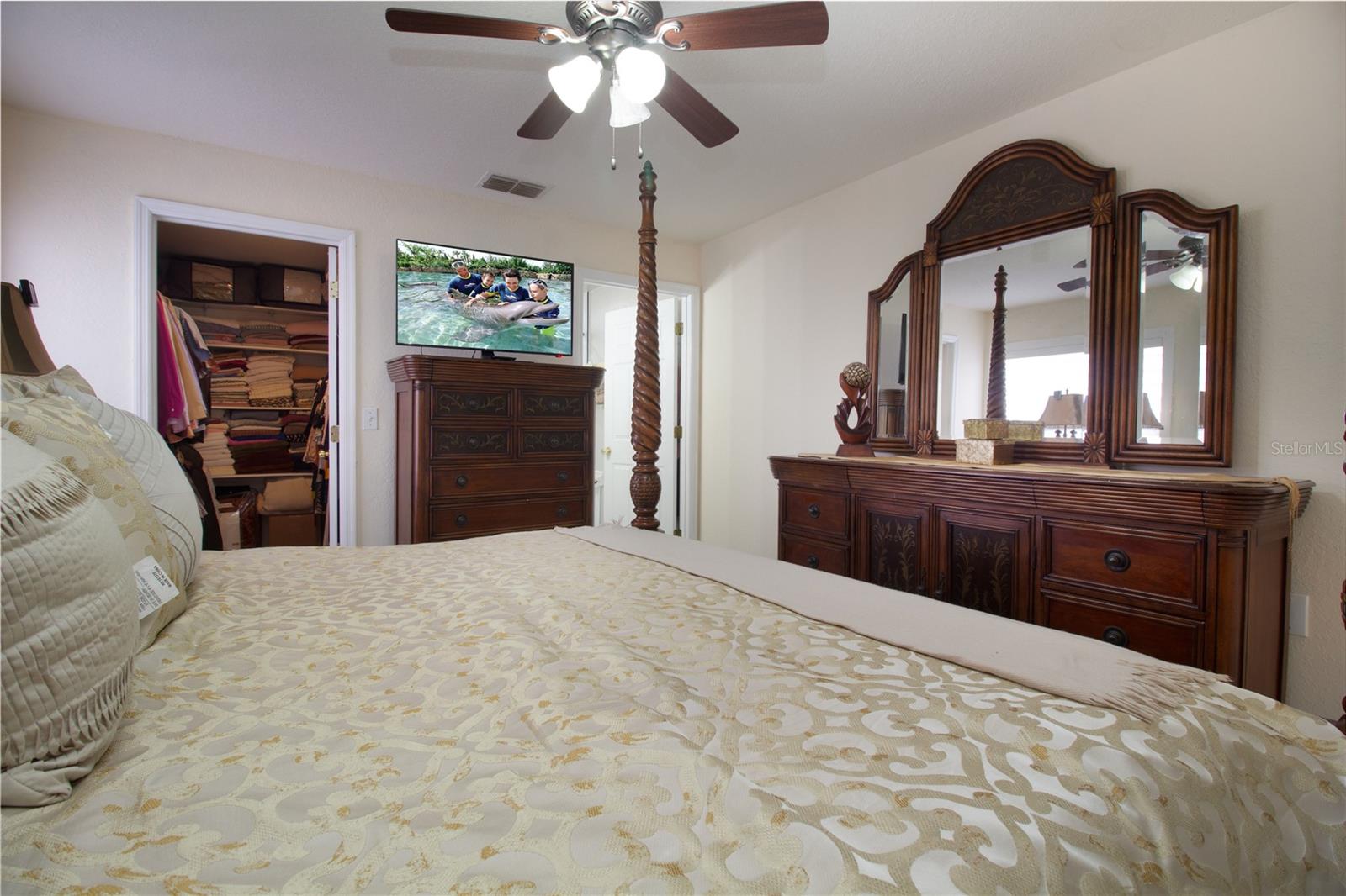 6914 N HIMES AVE, TAMPA, FL, 33614