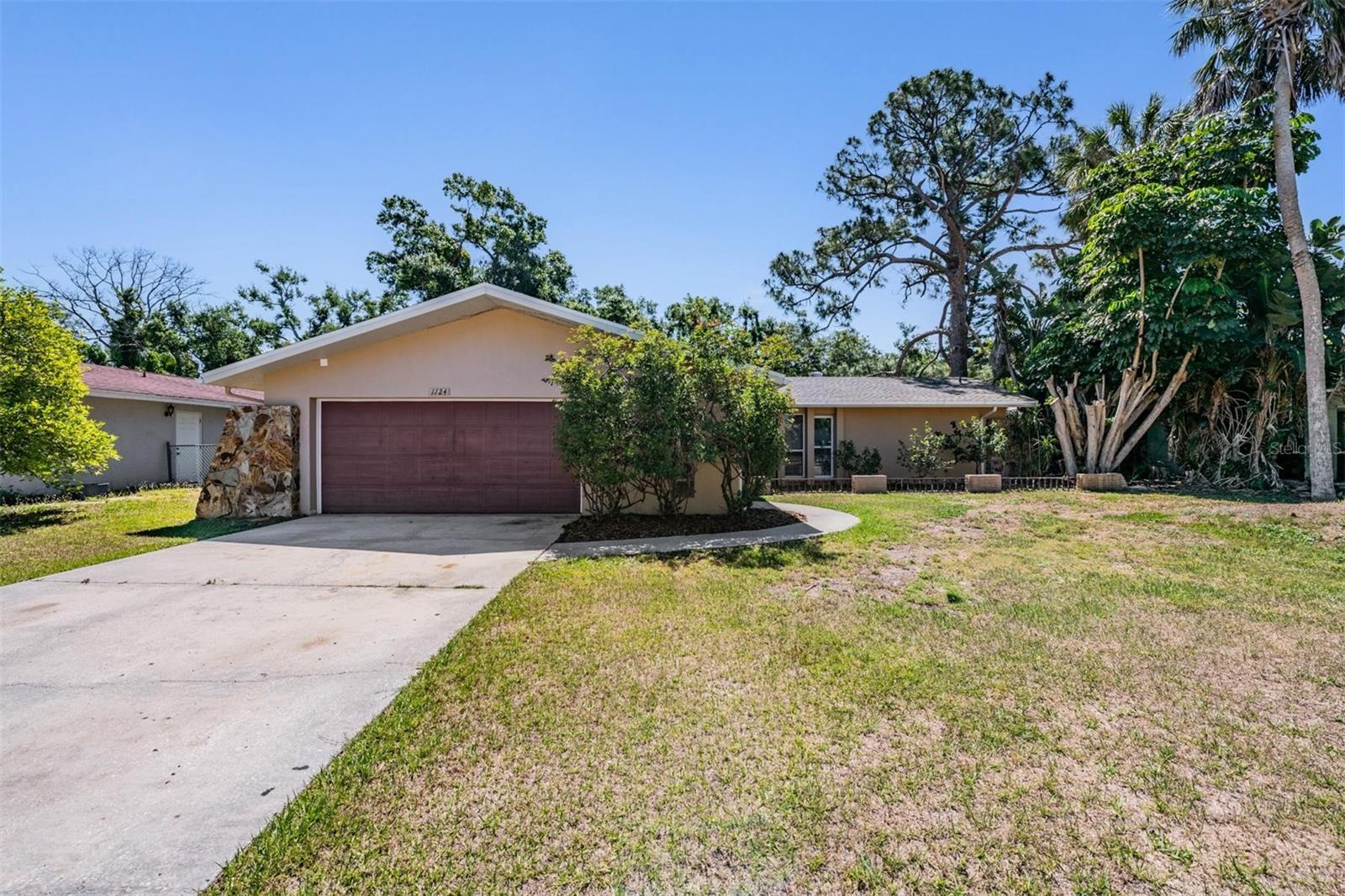 1124 DANNY DR, SARASOTA, FL, 34243