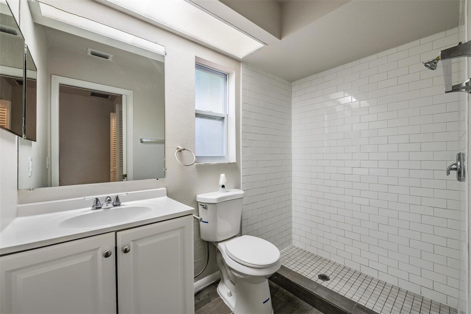 1124 DANNY DR, SARASOTA, FL, 34243