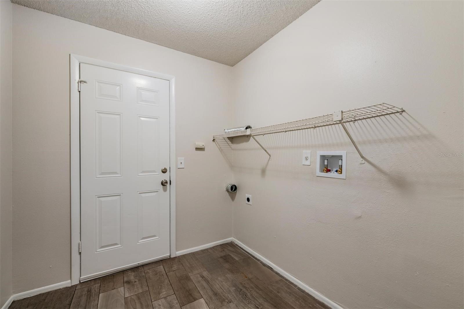 1124 DANNY DR, SARASOTA, FL, 34243