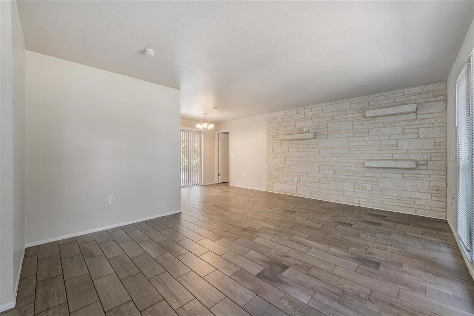 1124 DANNY DR, SARASOTA, FL, 34243