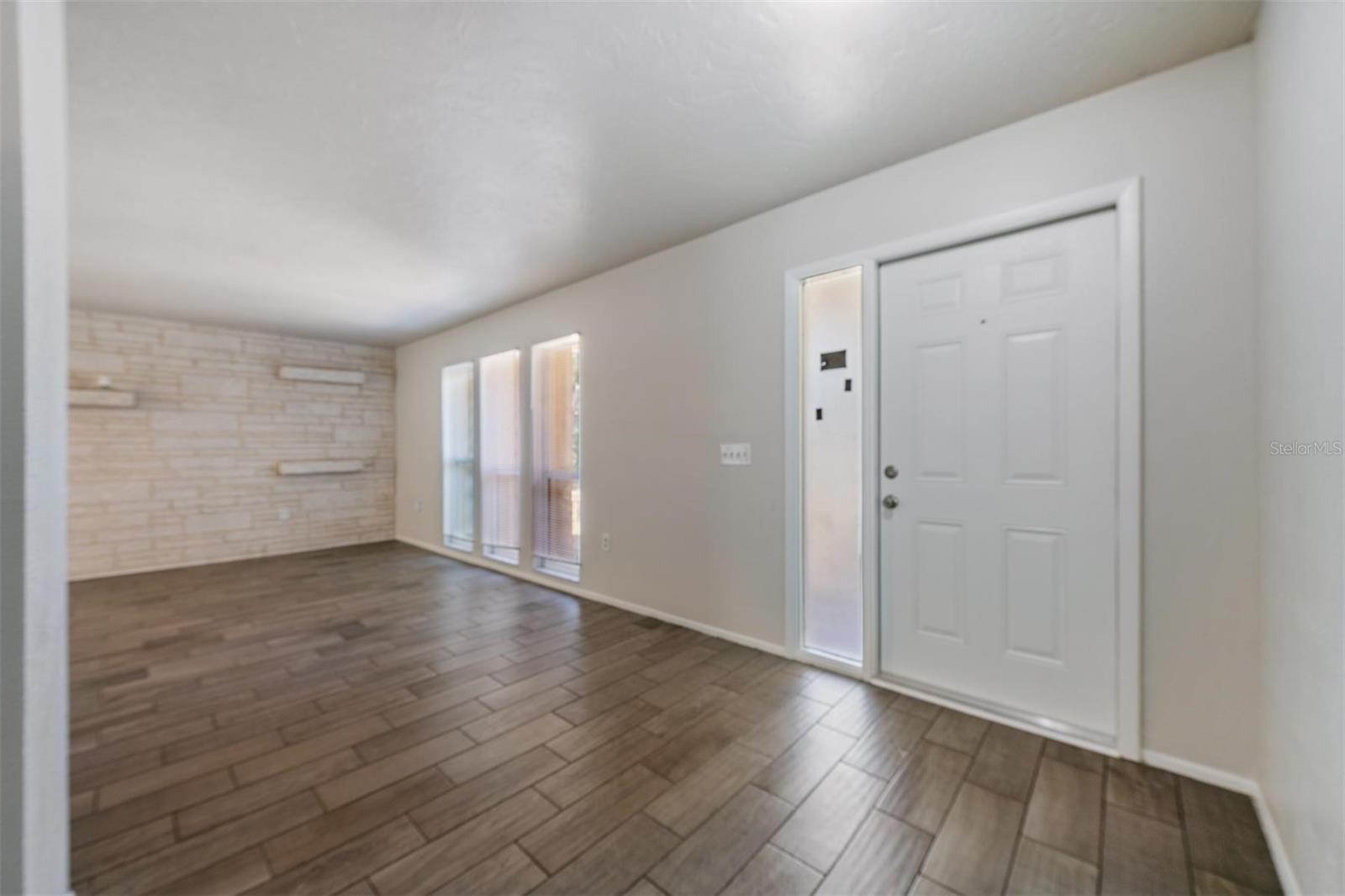 1124 DANNY DR, SARASOTA, FL, 34243