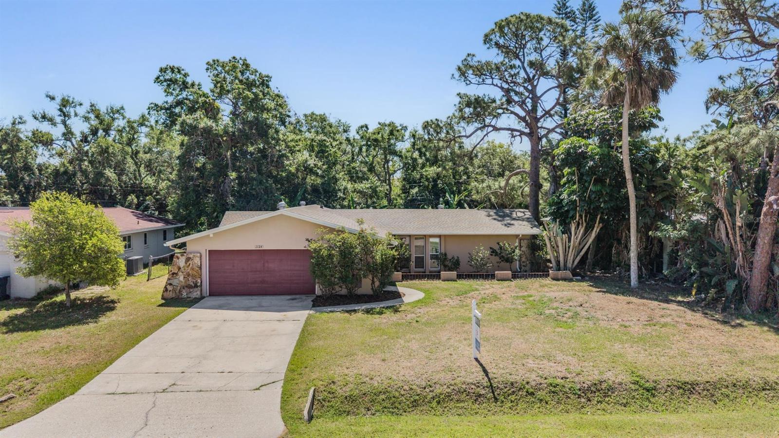 1124 DANNY DR, SARASOTA, FL, 34243