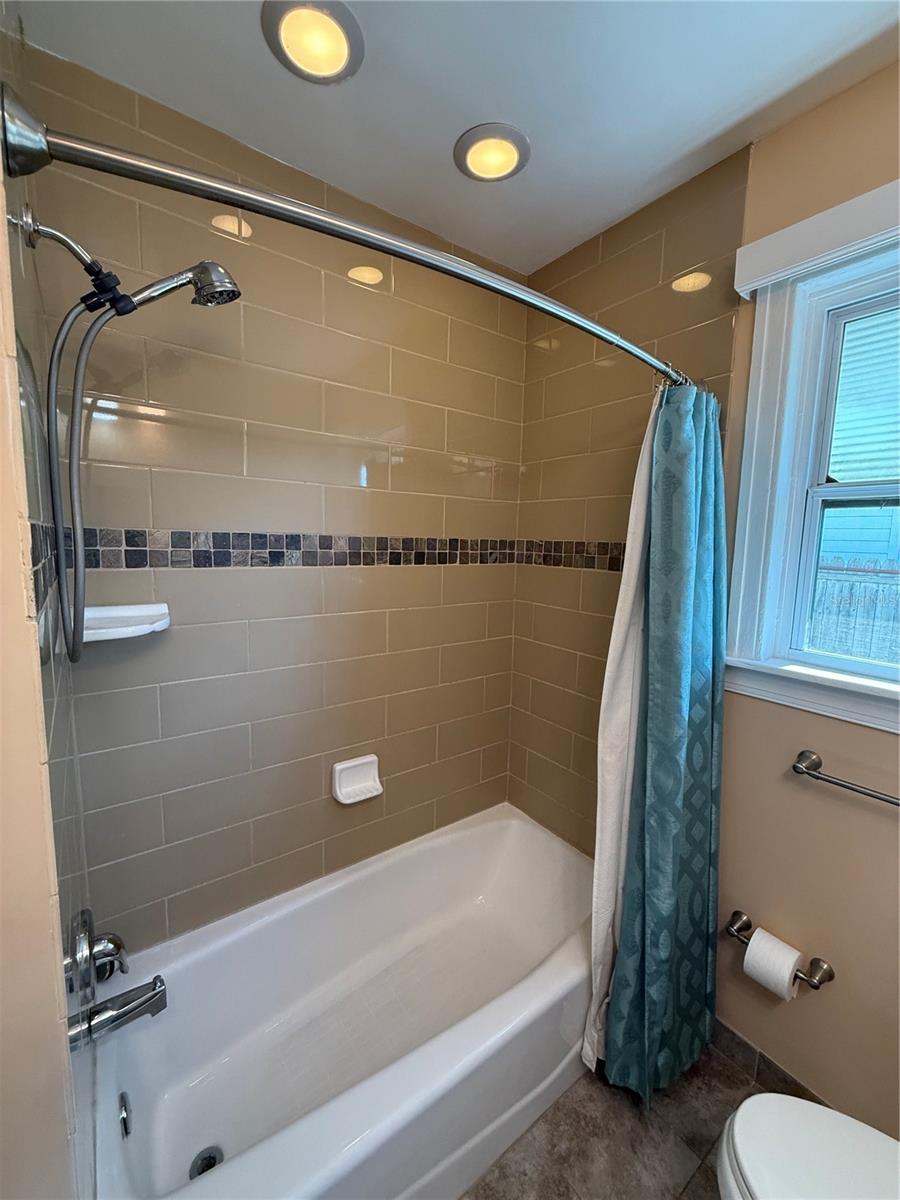 4424 1ST AVE N, ST PETERSBURG, FL, 33713