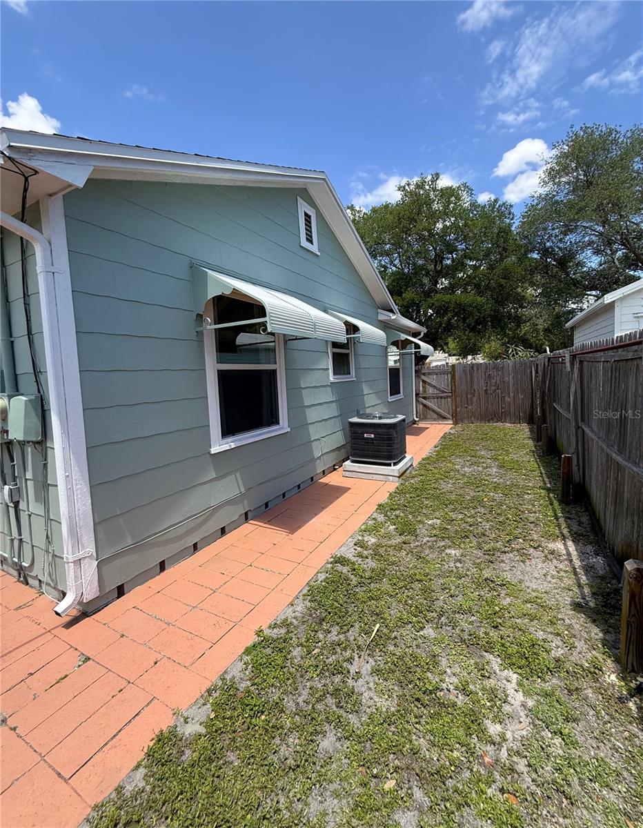 4424 1ST AVE N, ST PETERSBURG, FL, 33713