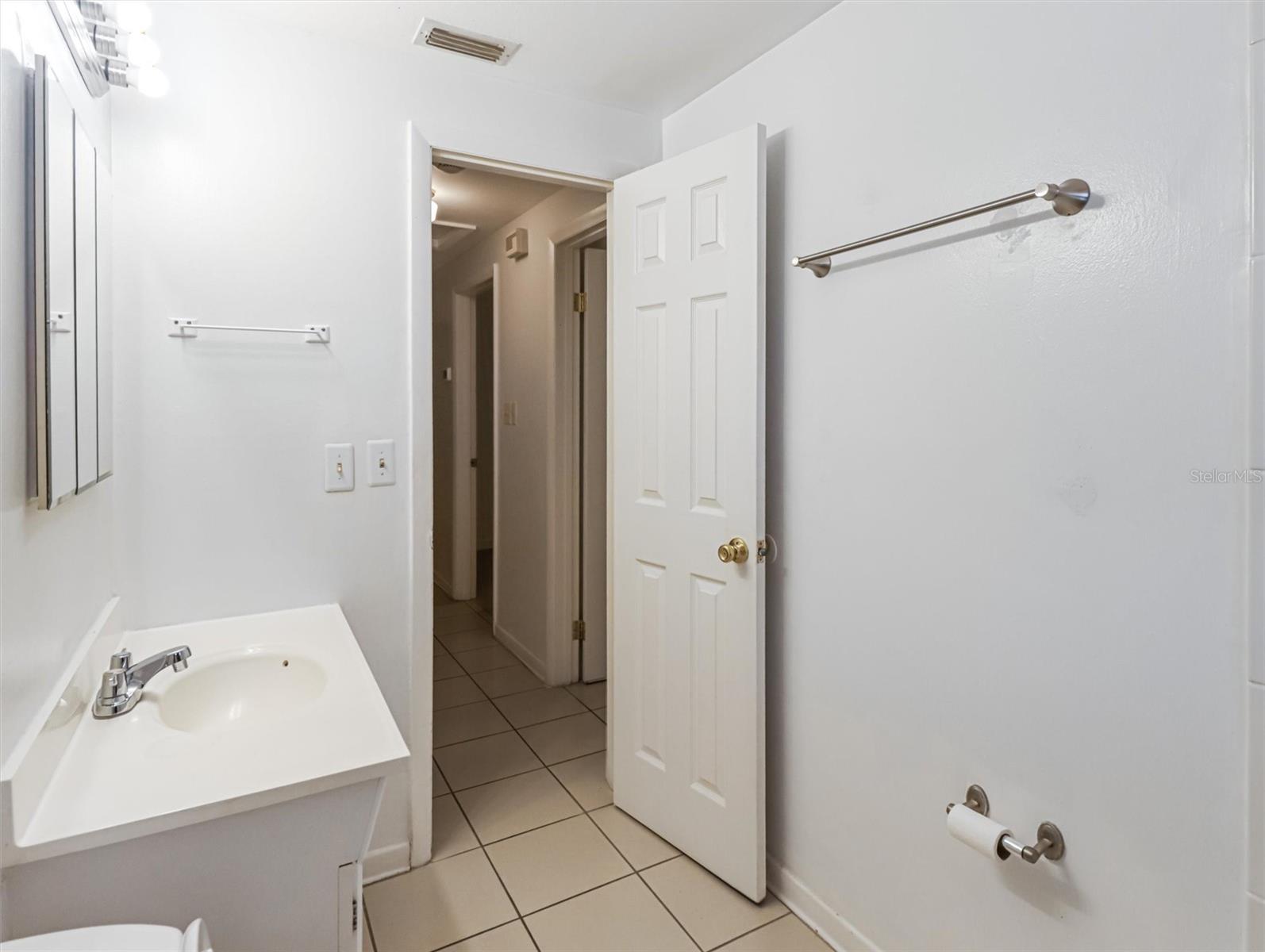 4415 ATWATER DR, TAMPA, FL, 33610