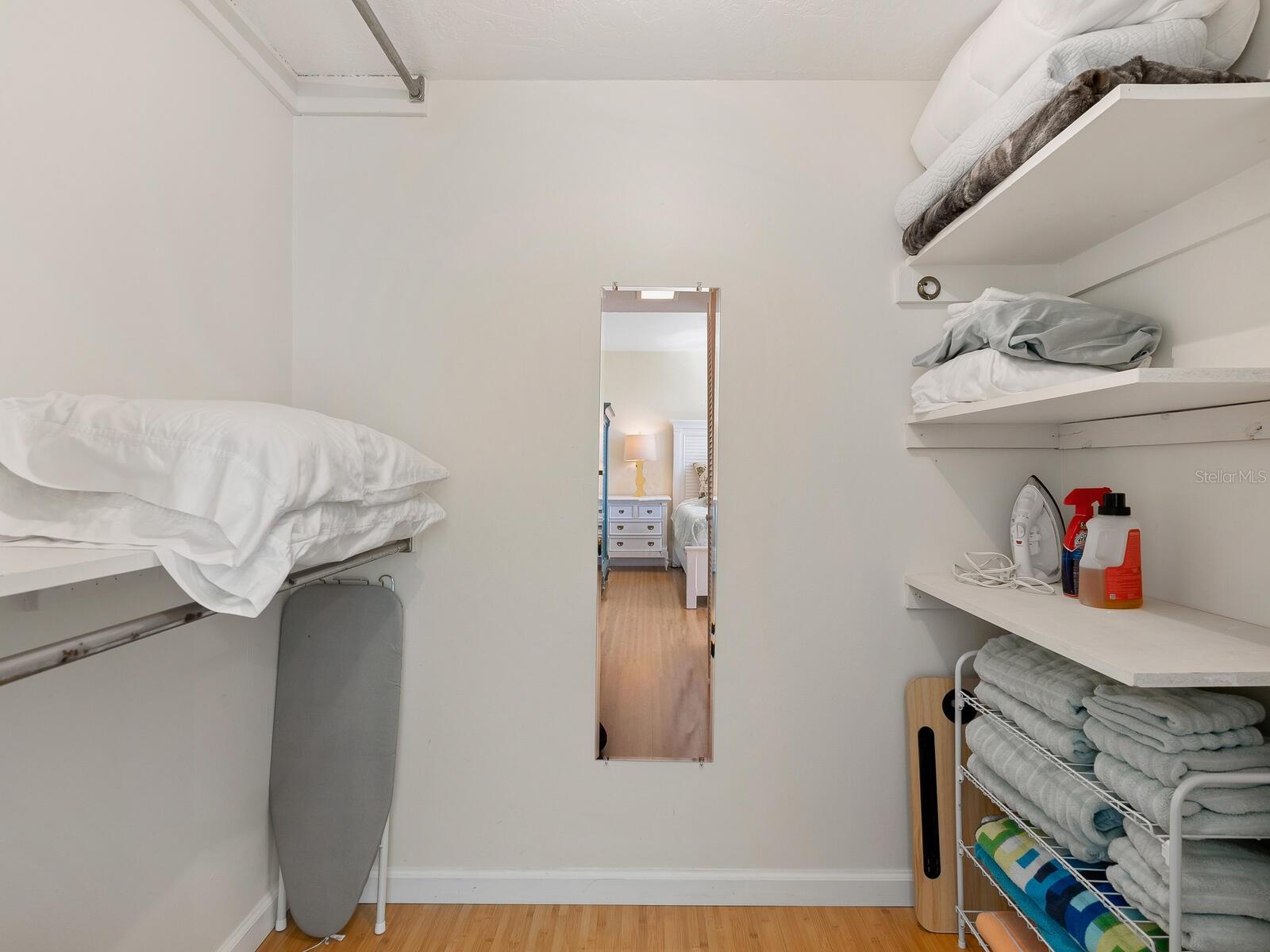 22 SANDY COVE RD #APT 203, SARASOTA, FL, 34242