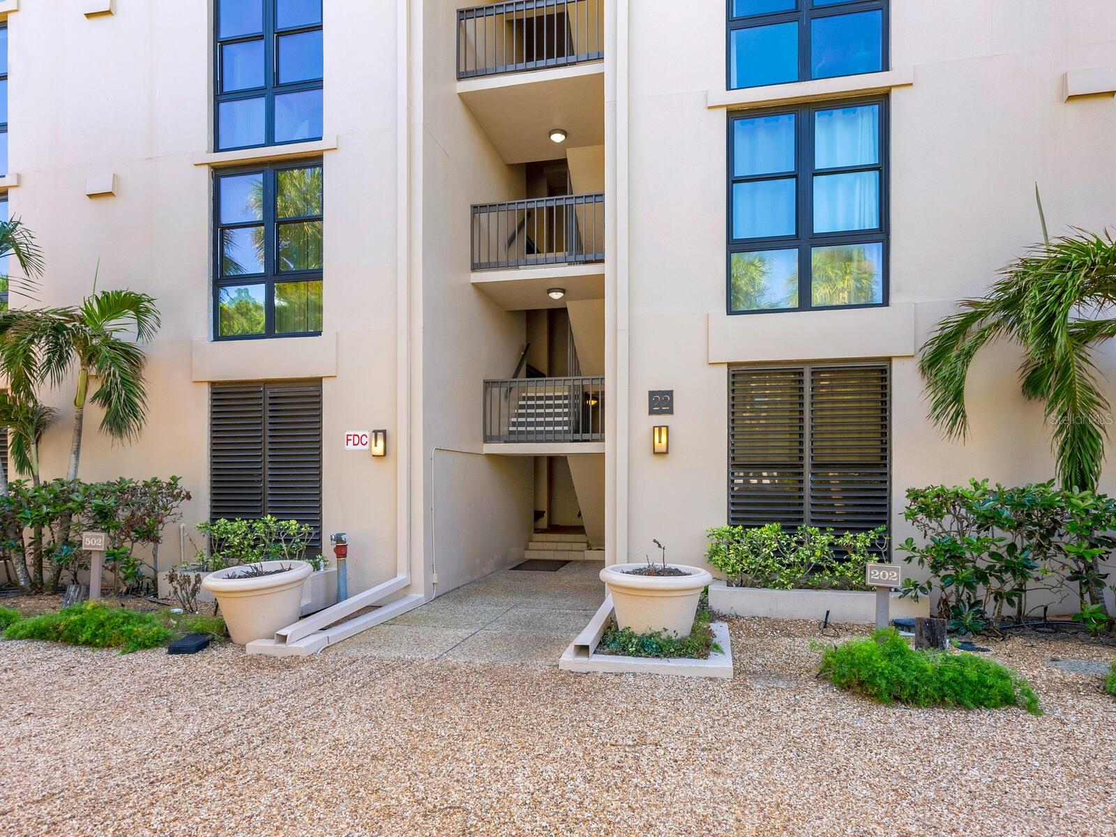 22 SANDY COVE RD #APT 203, SARASOTA, FL, 34242
