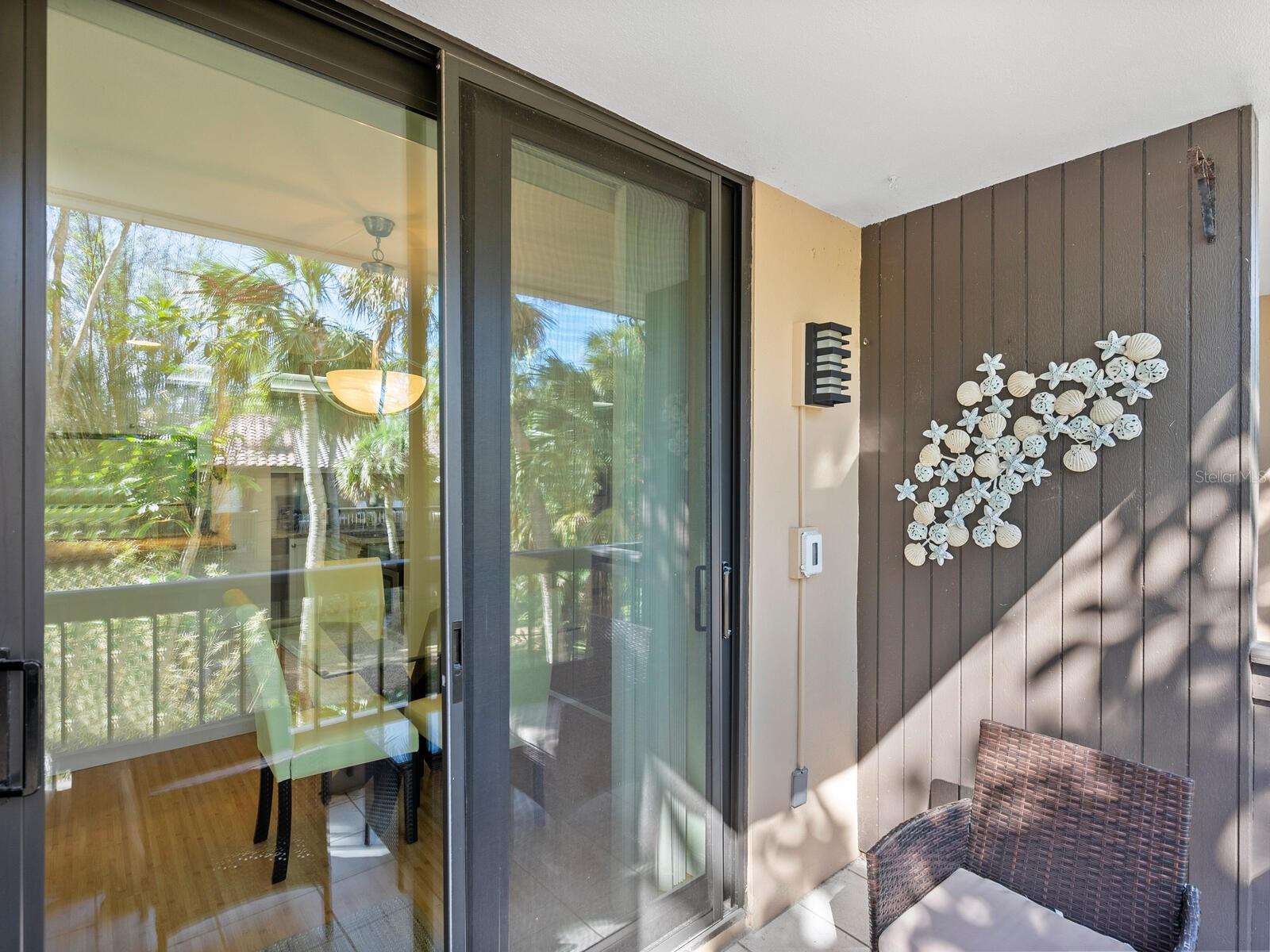 22 SANDY COVE RD #APT 203, SARASOTA, FL, 34242