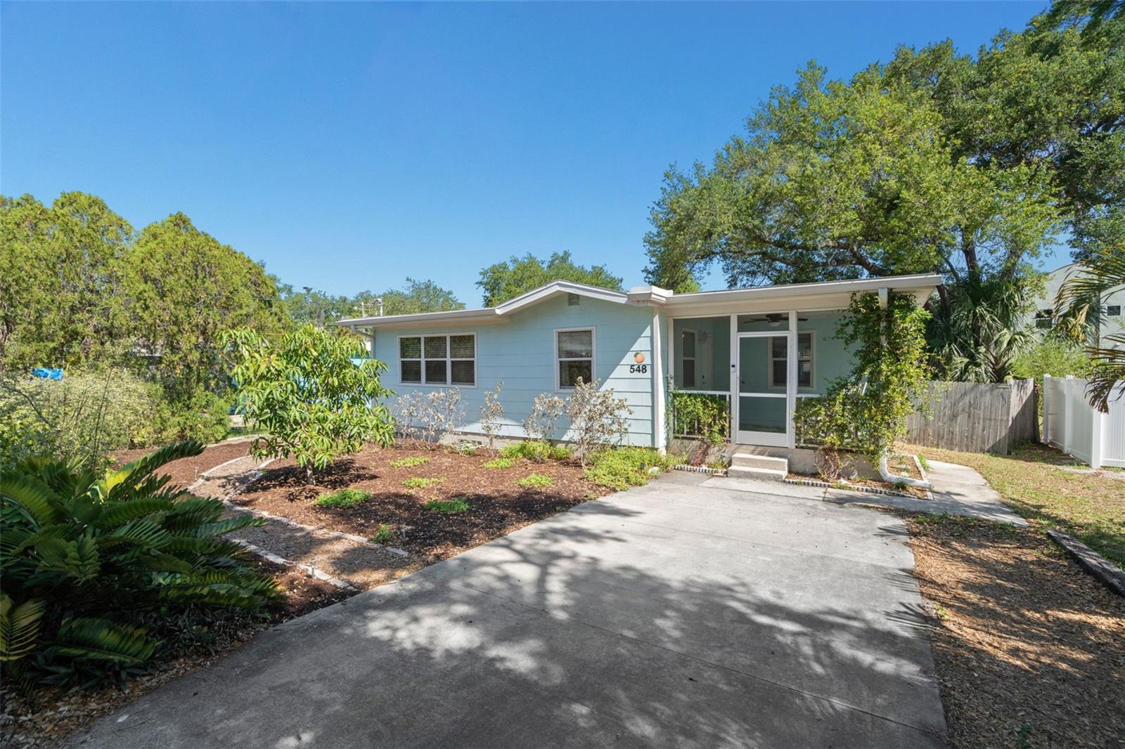 548 BAY ST, DUNEDIN, FL, 34698