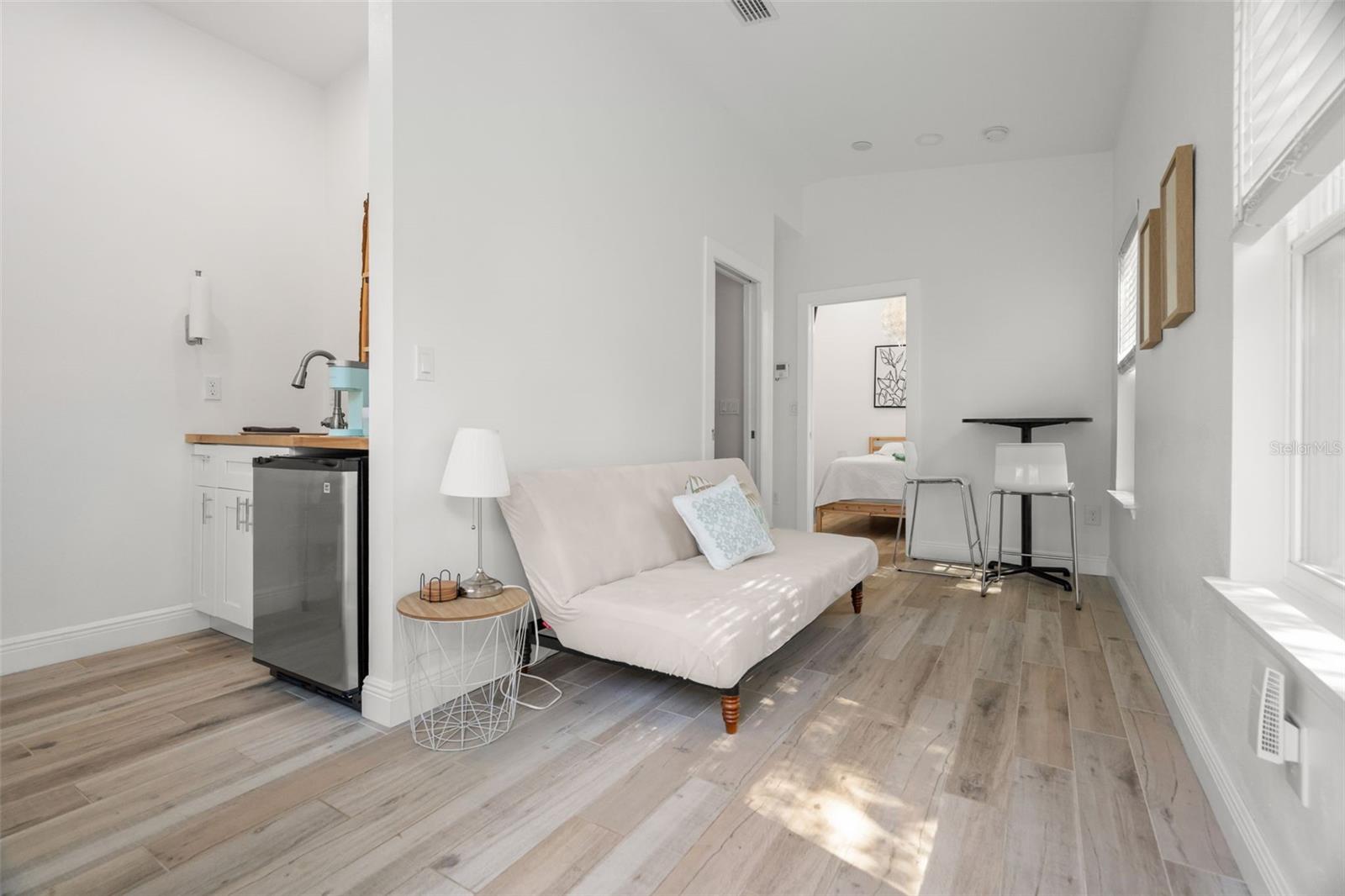 548 BAY ST, DUNEDIN, FL, 34698