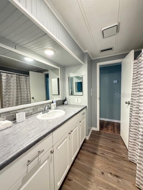 602 JASON DR, LADY LAKE, FL, 32159