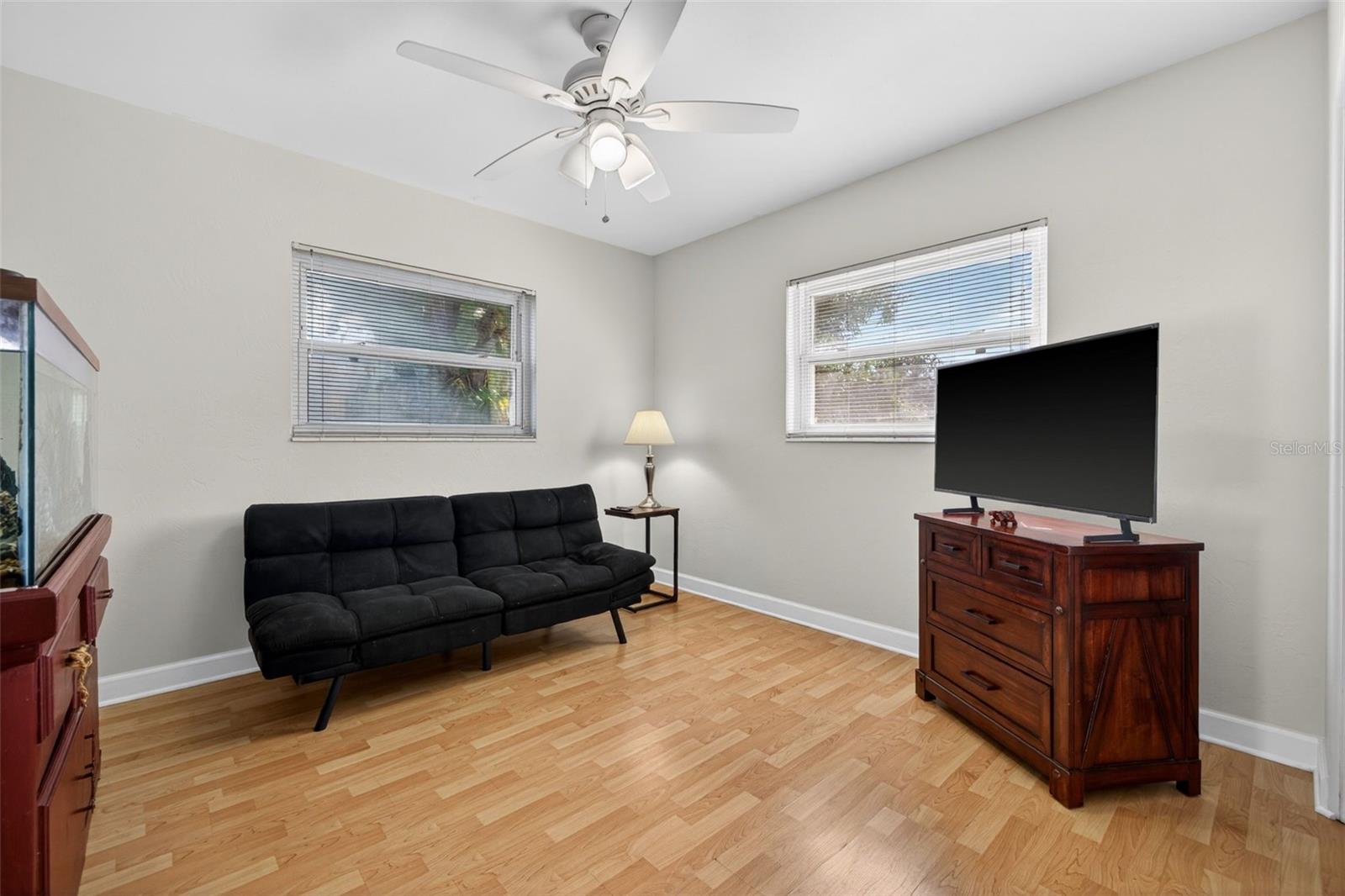 233 NW MADISON CIR N, ST PETERSBURG, FL, 33702