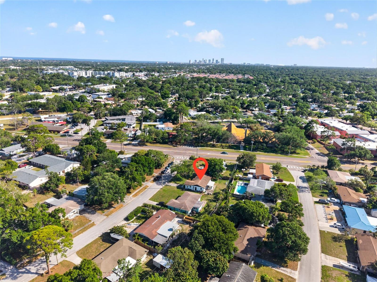 233 NW MADISON CIR N, ST PETERSBURG, FL, 33702