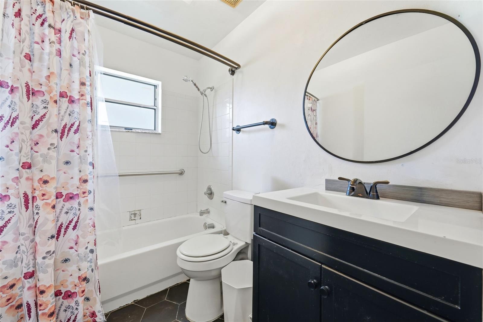 218 S EAST ST, LEESBURG, FL, 34748