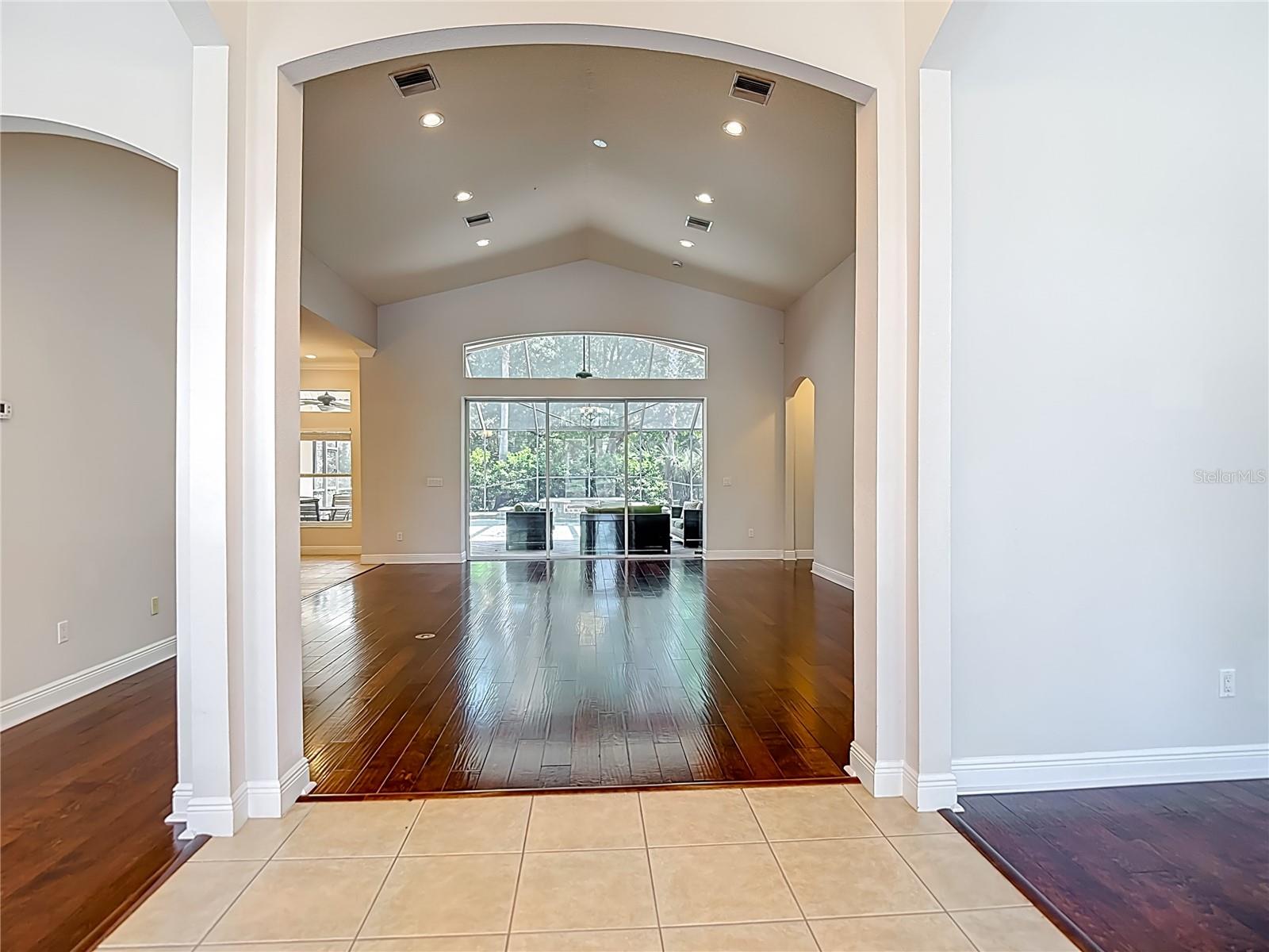 2705 COASTAL RANGE WAY, LUTZ, FL, 33559